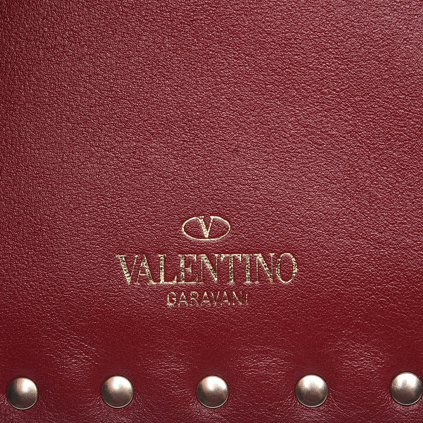 Vitello Medium Rockstud Zip Pouch Scarlet