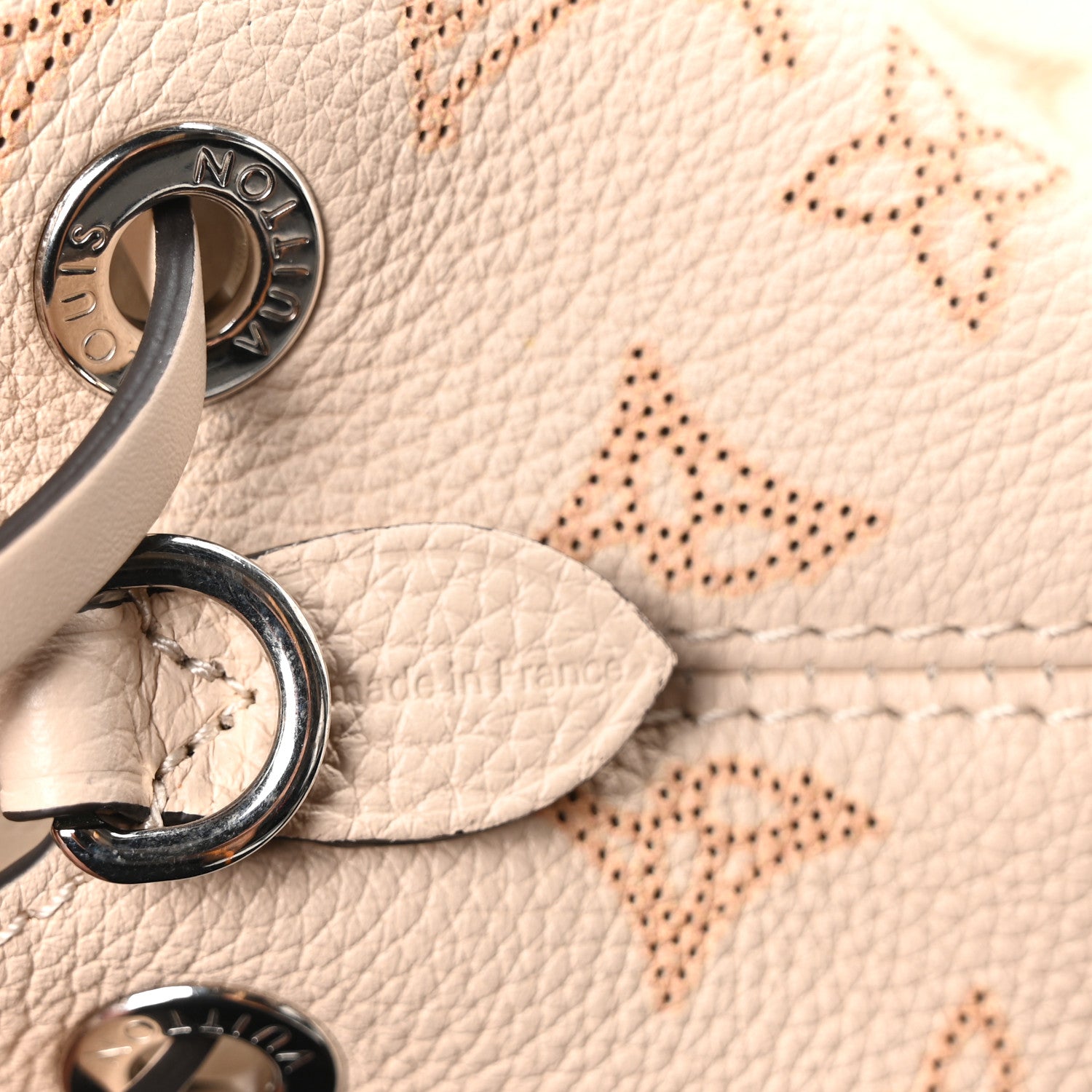 Louis Vuitton Mahina Bella Beige 8 of 11