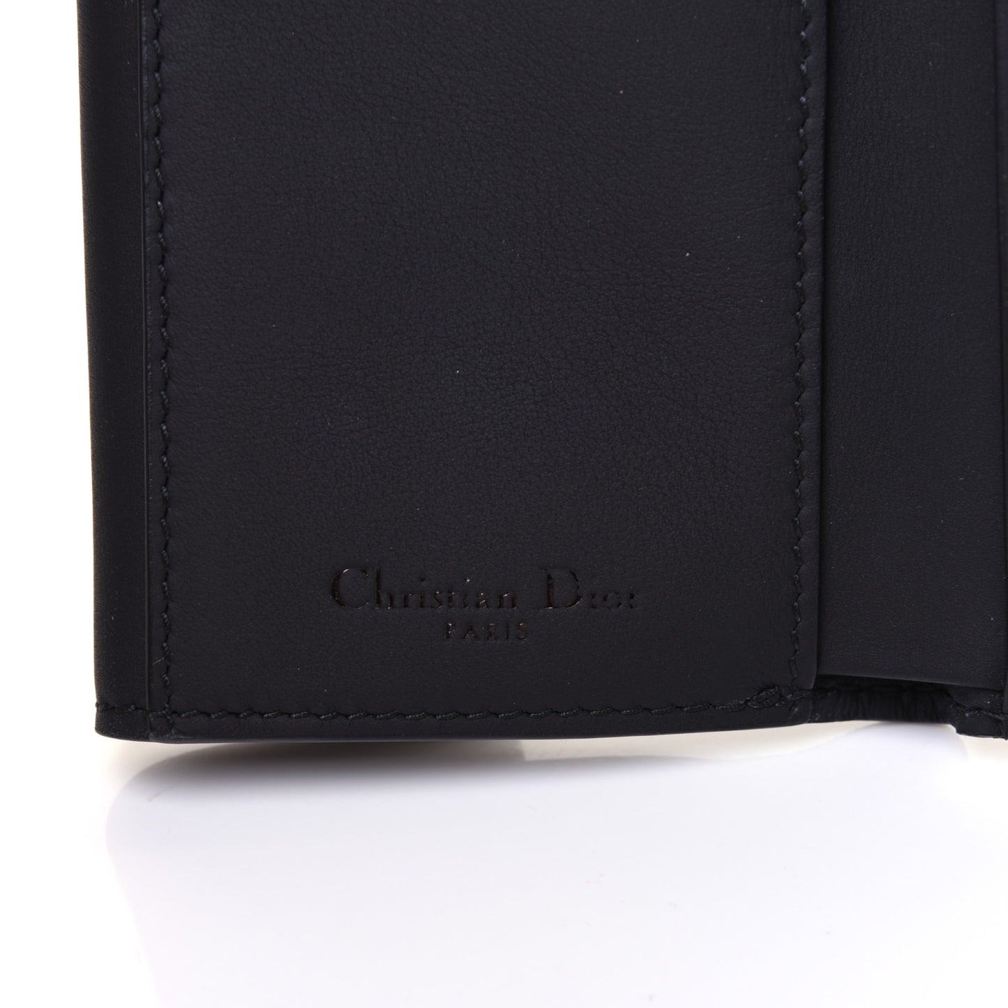 Ultra Matte Calfskin Medium Wallet Black