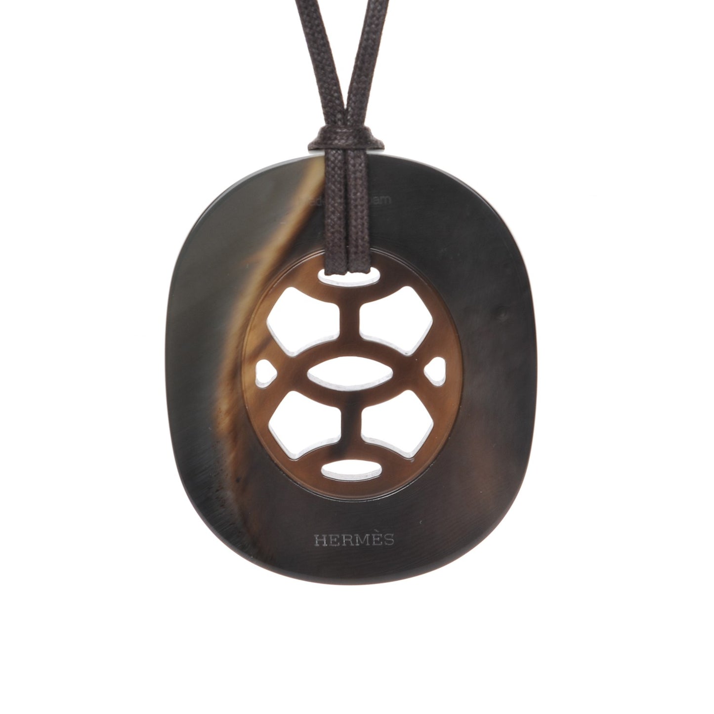 Buffalo Horn Lacquer Lift Necklace PM Pannacotta