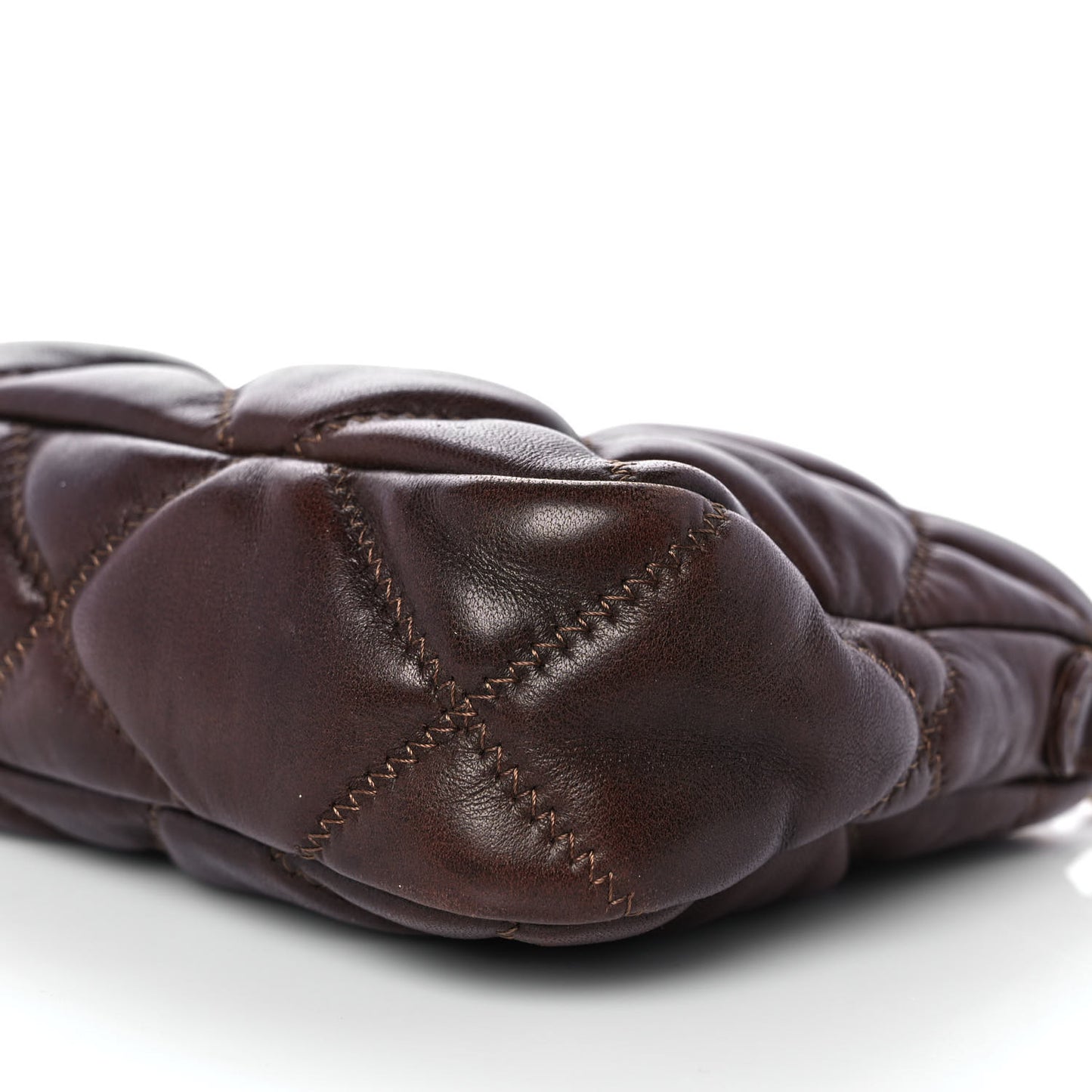 Lambskin Bubble Quilt Pochette Brown