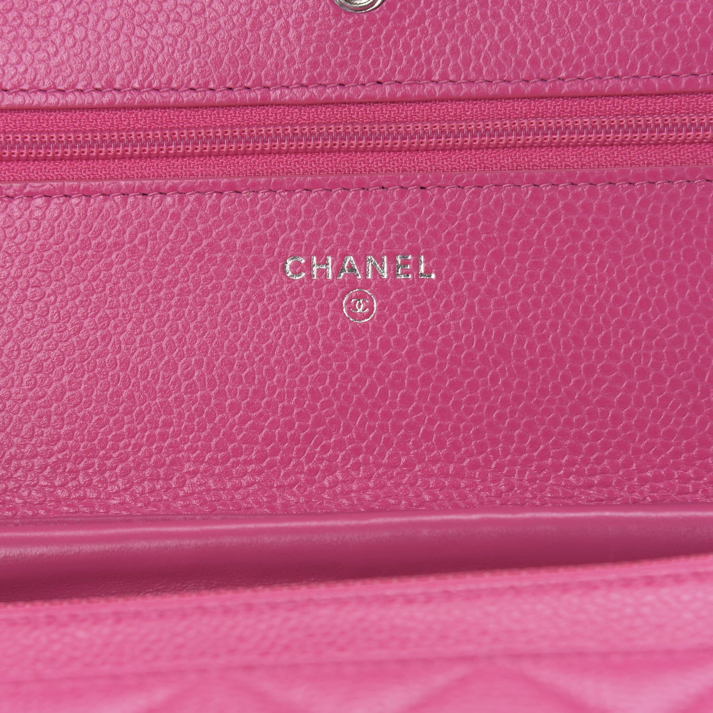 Caviar Quilted Wallet on Chain WOC Pink