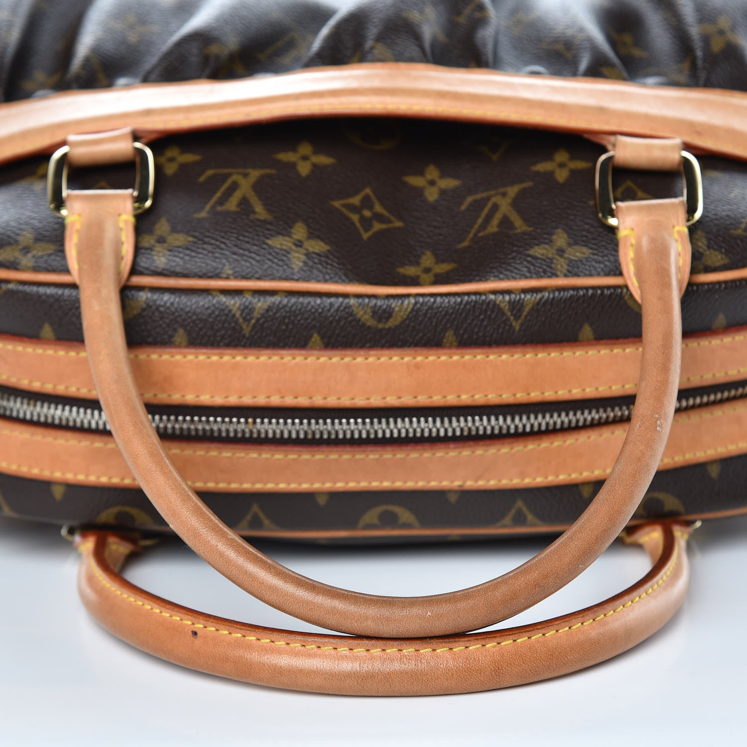 Louis Vuitton Monogram Mizi 17 of 21