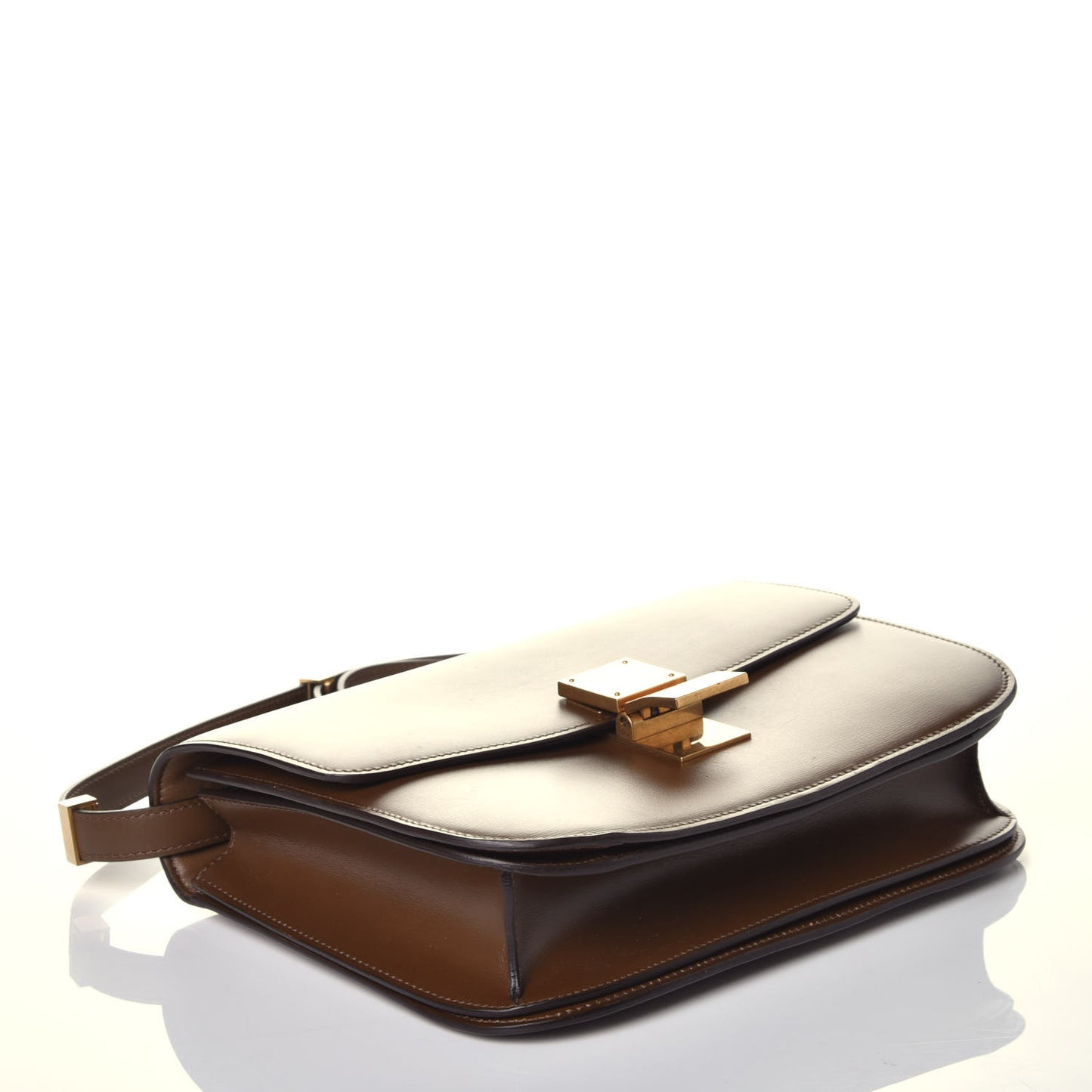 Box Calfskin Medium Classic Box Flap Bag Camel