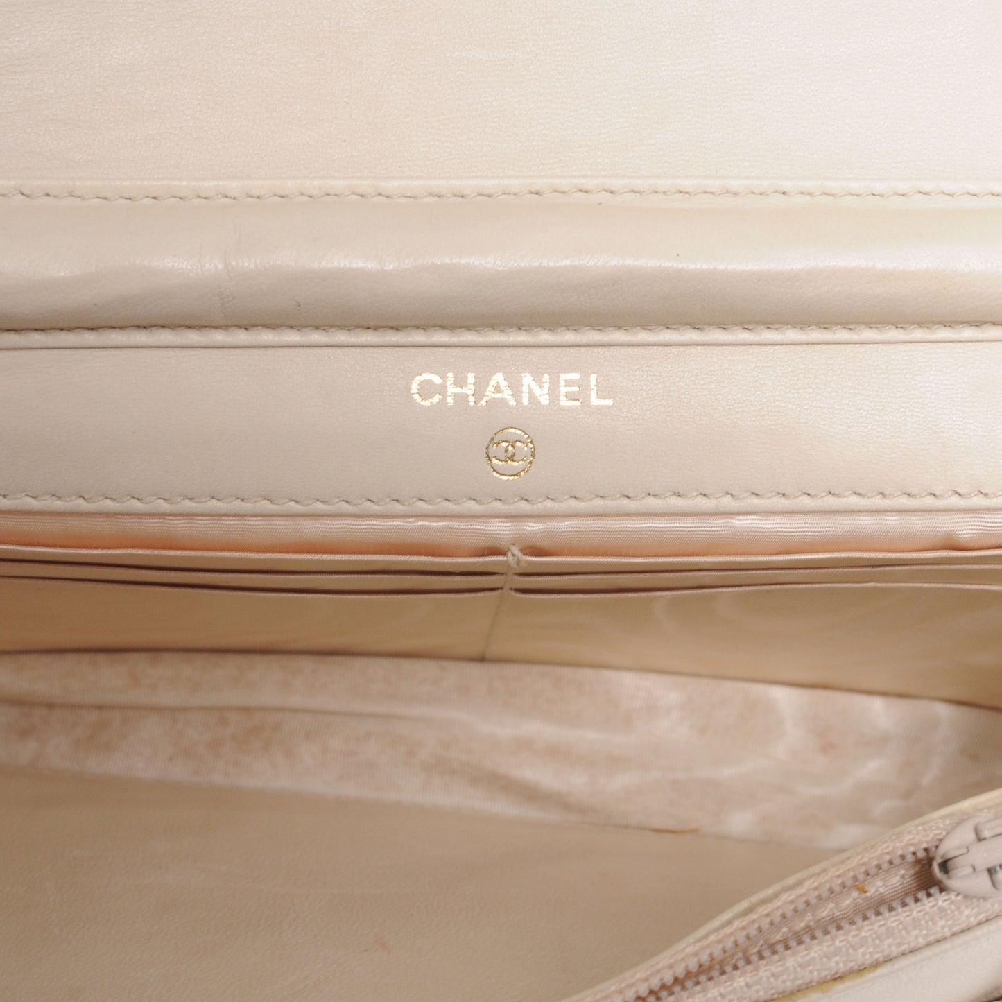 Caviar Wallet on Chain WOC Beige