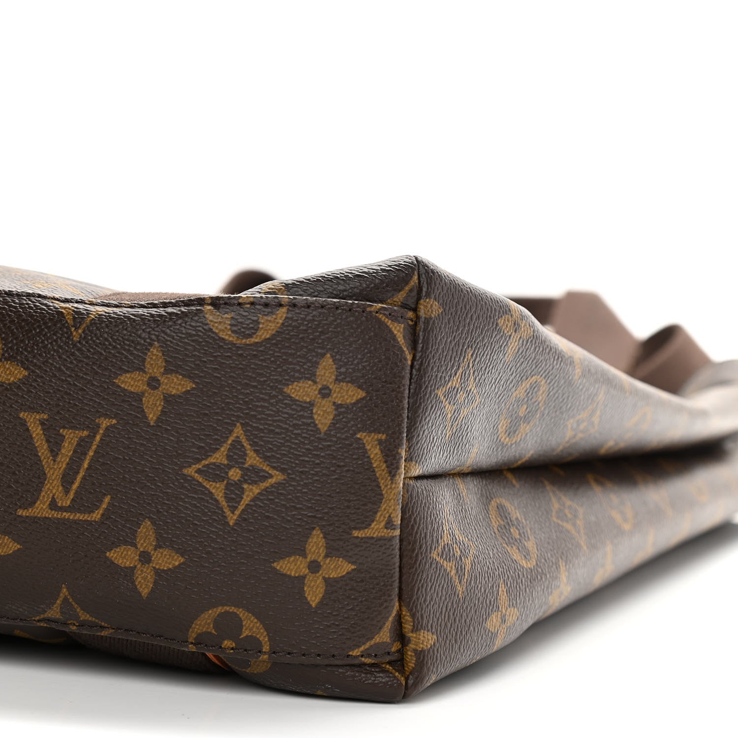 Louis Vuitton Monogram Cabas Beaubourg 10 of 11