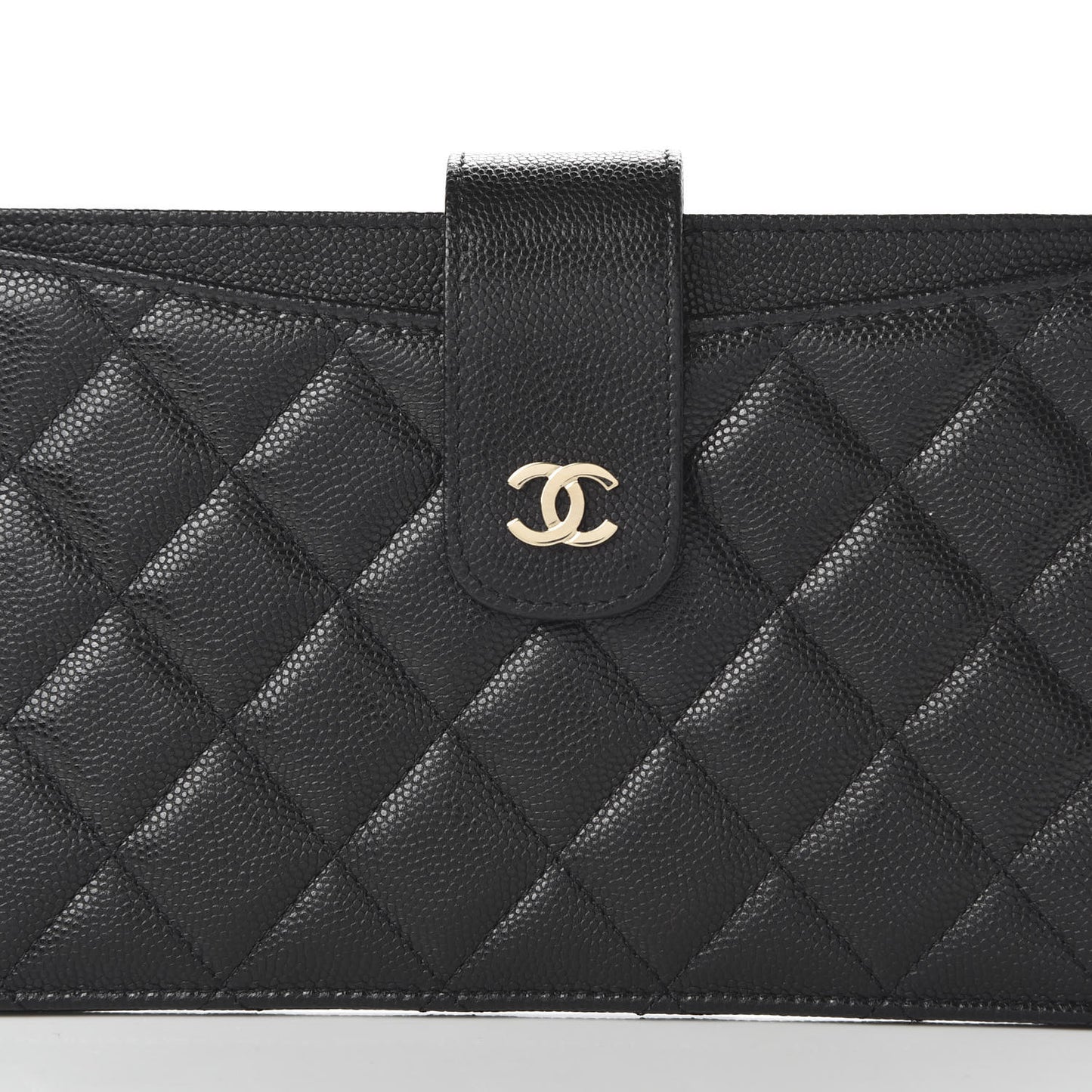 Caviar Quilted Classic Strap Pouch Black