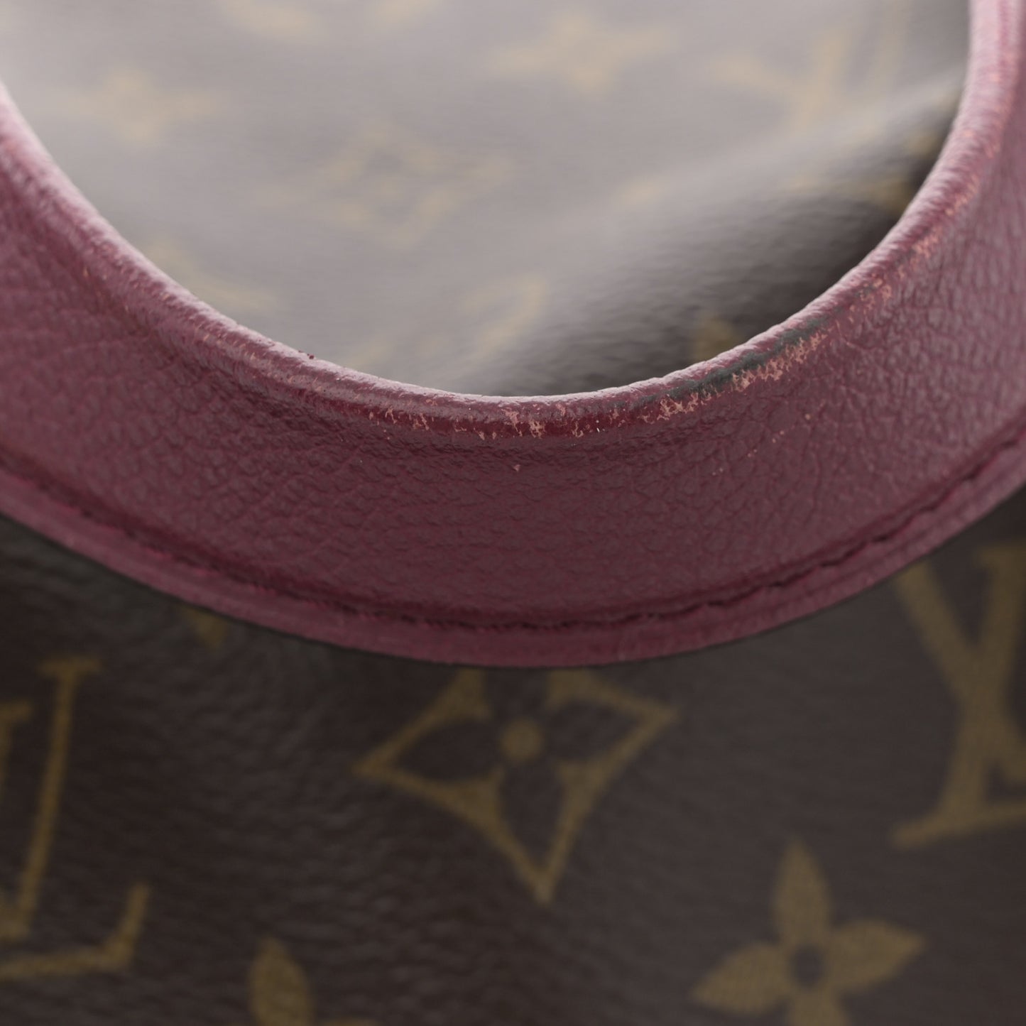 Monogram Manhattan NM Raisin