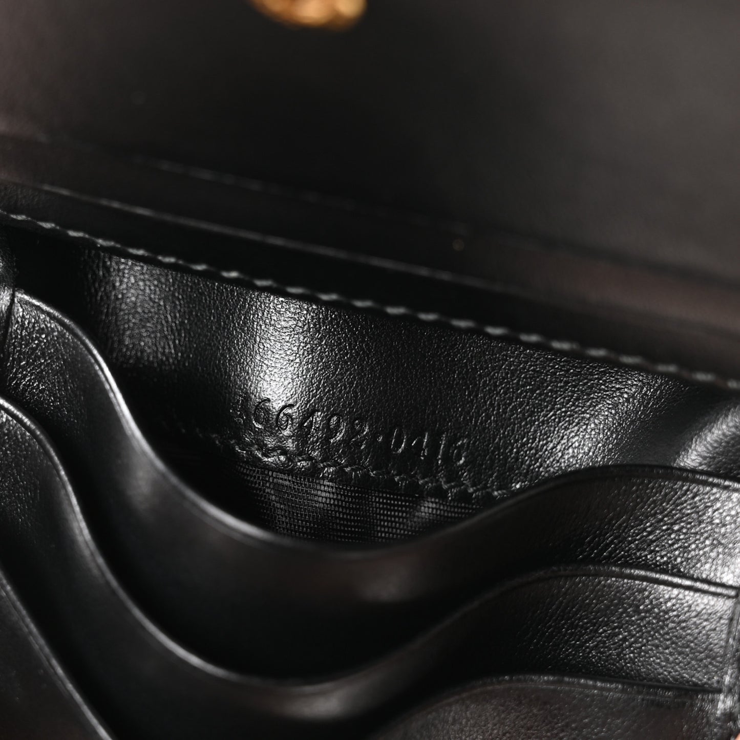 Calfskin Matelasse GG Marmont Card Case Wallet Black