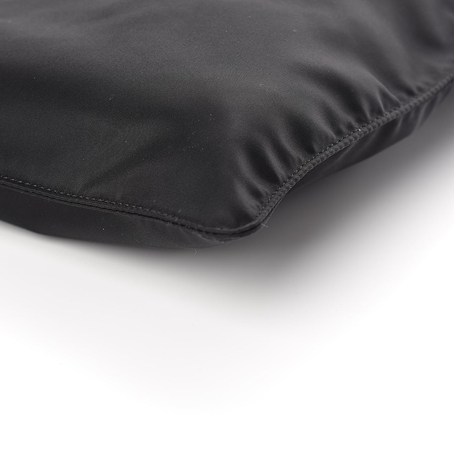 Nylon Flat Messenger Bag Black