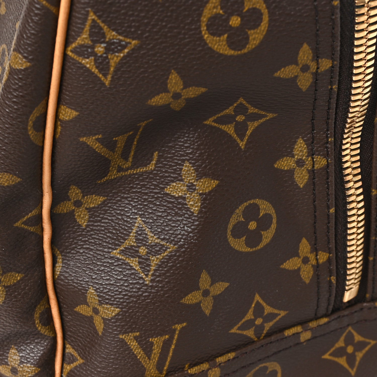 Louis Vuitton Monogram Evasion Sports Bag 11 of 11