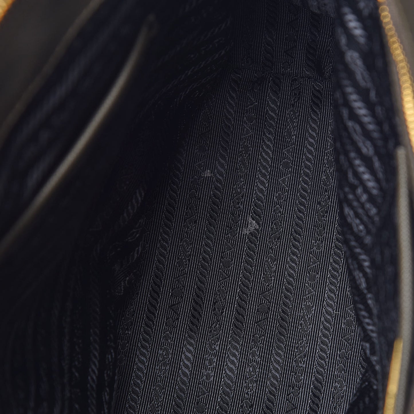 Saffiano Large Galleria Double Zip Tote Militare