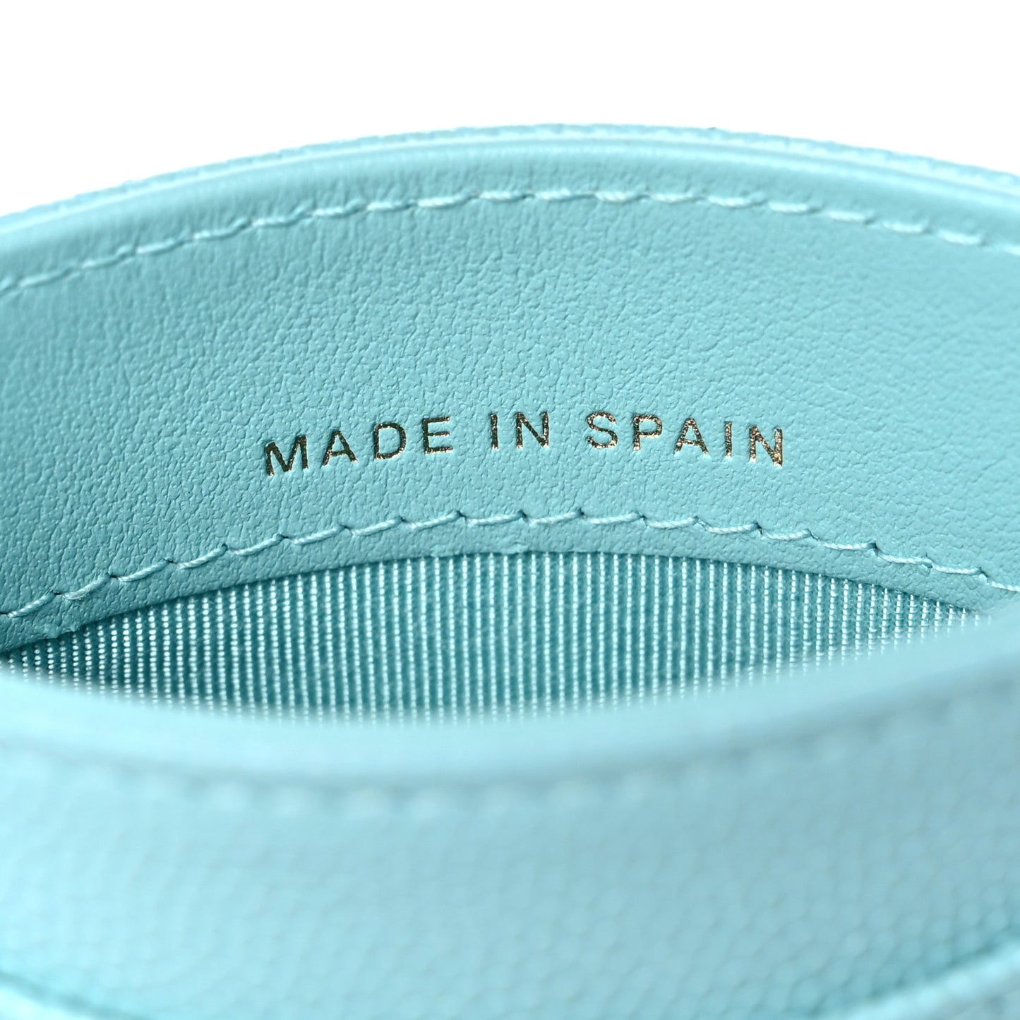 Caviar Quilted Card Holder Light Blue