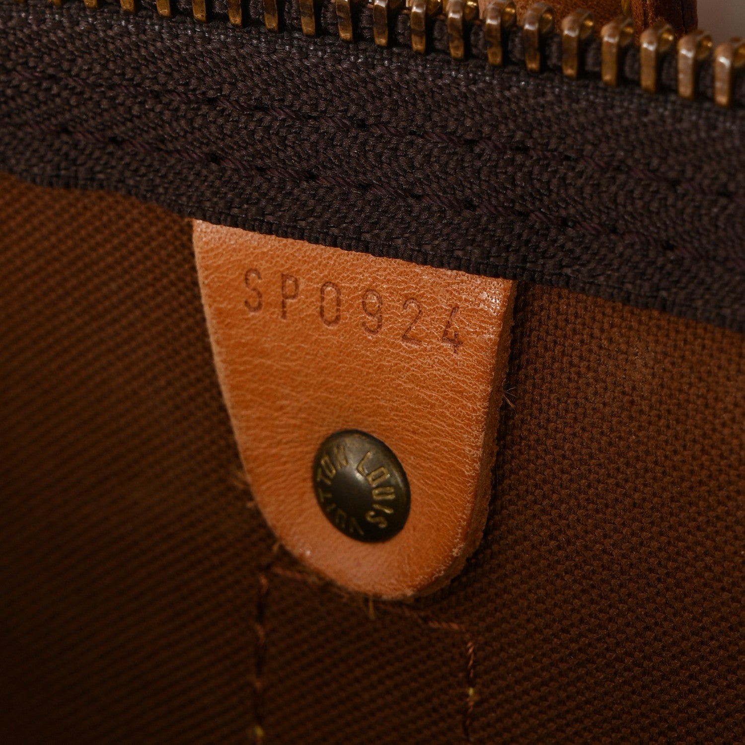 Louis Vuitton Monogram Keepall 50 6 of 10