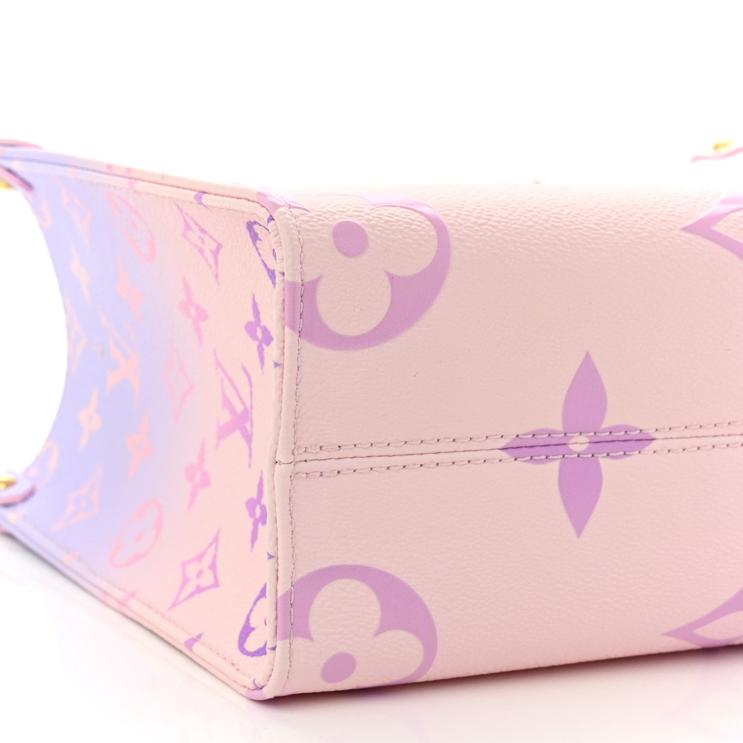 Monogram Giant Spring In The City Onthego PM Sunrise Pastel