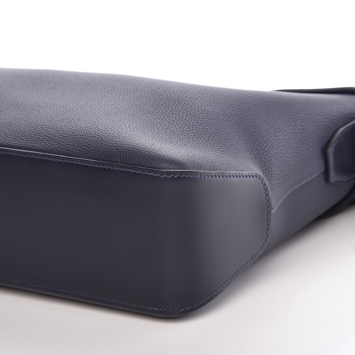 Hermes Togo CityNews Messenger Bleu Nuit Bleu Indigo 9 of 10