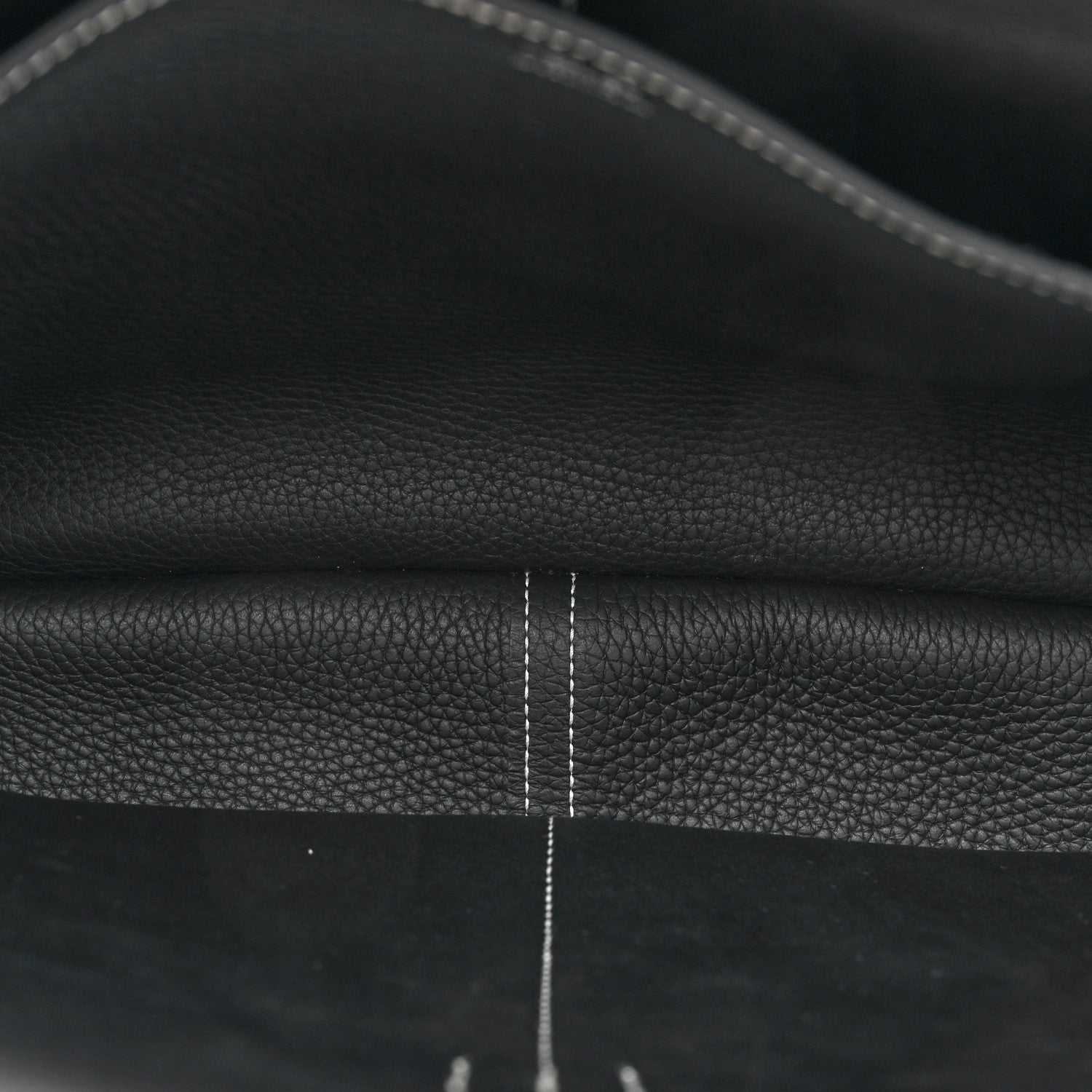 Hermes Taurillon Clemence Halzan 31 GM Black 5 of 8