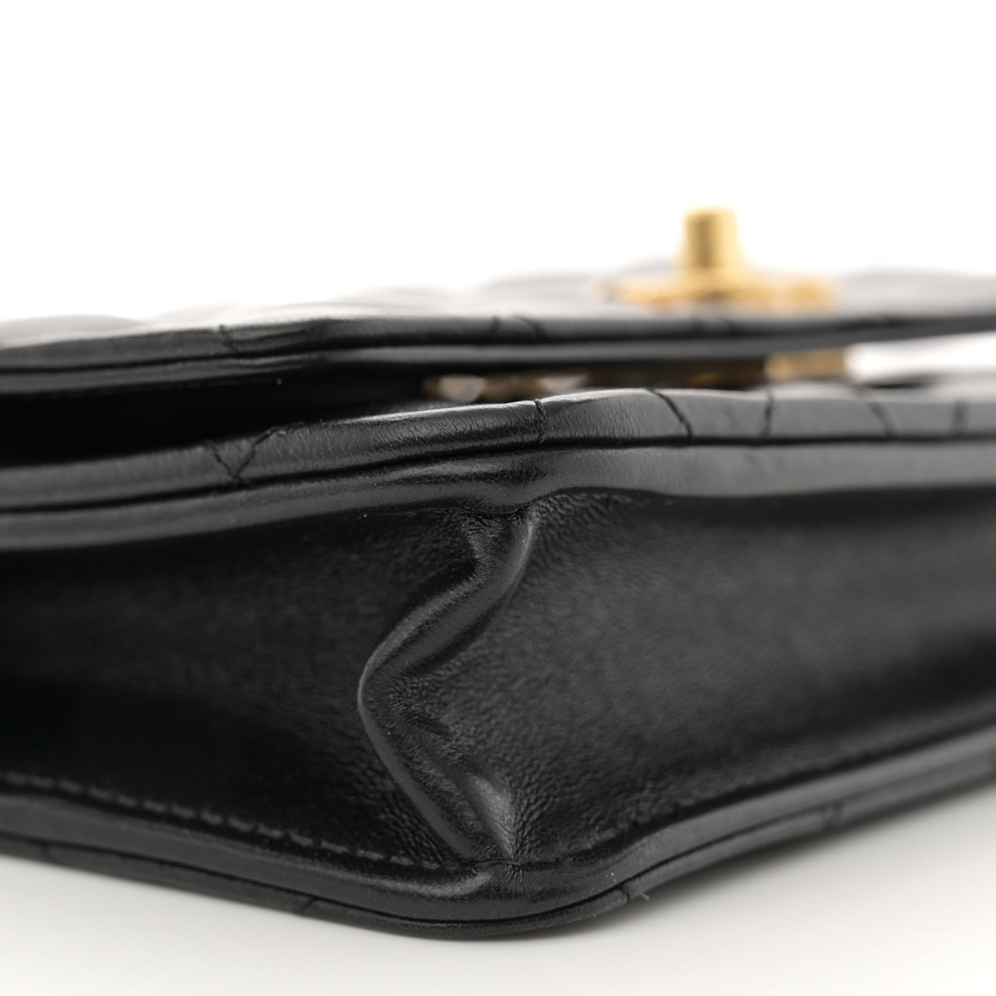 Lambskin Quilted Pillow Crush Wallet On Chain WOC Black