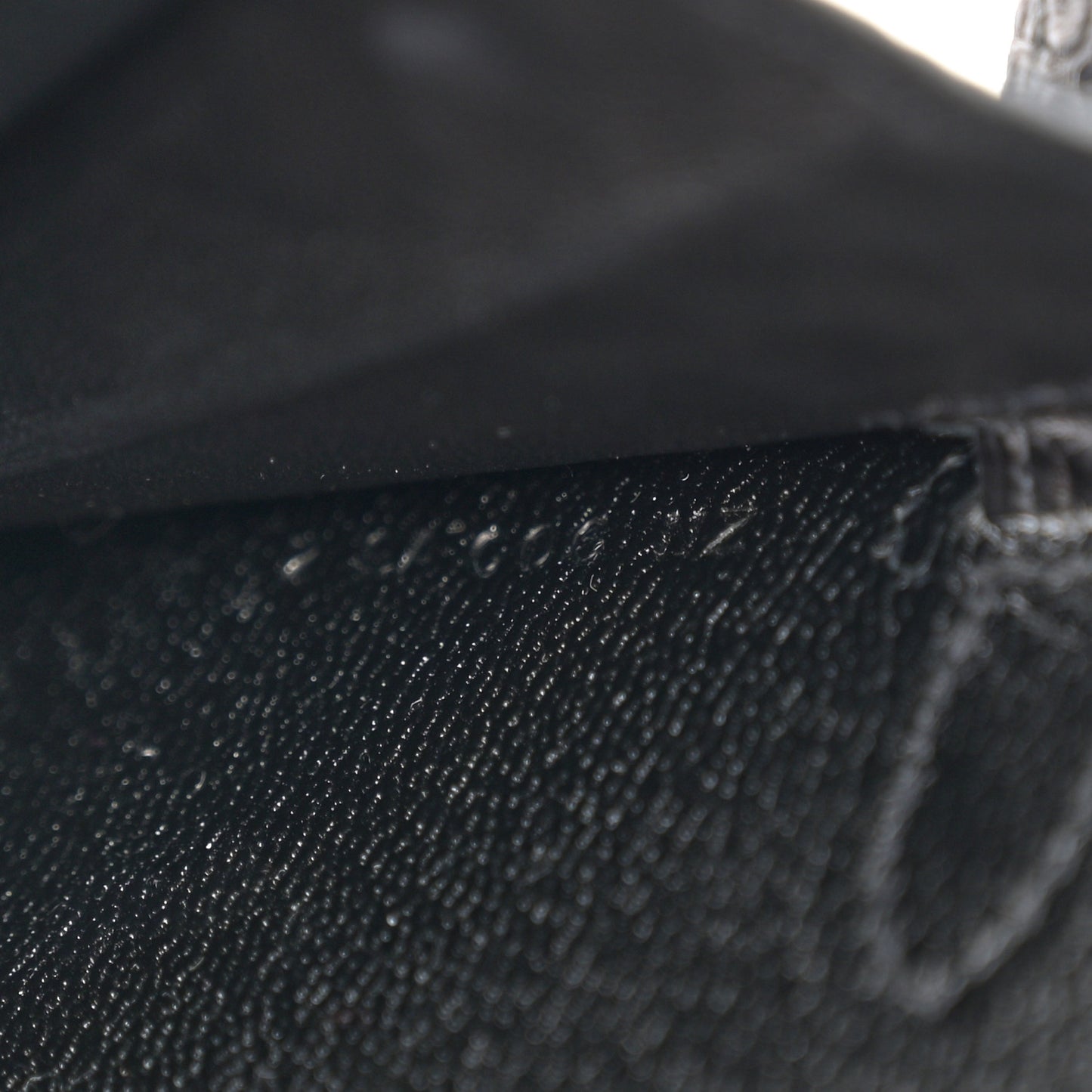 Matte Alligator Kelly Wallet To Go Black