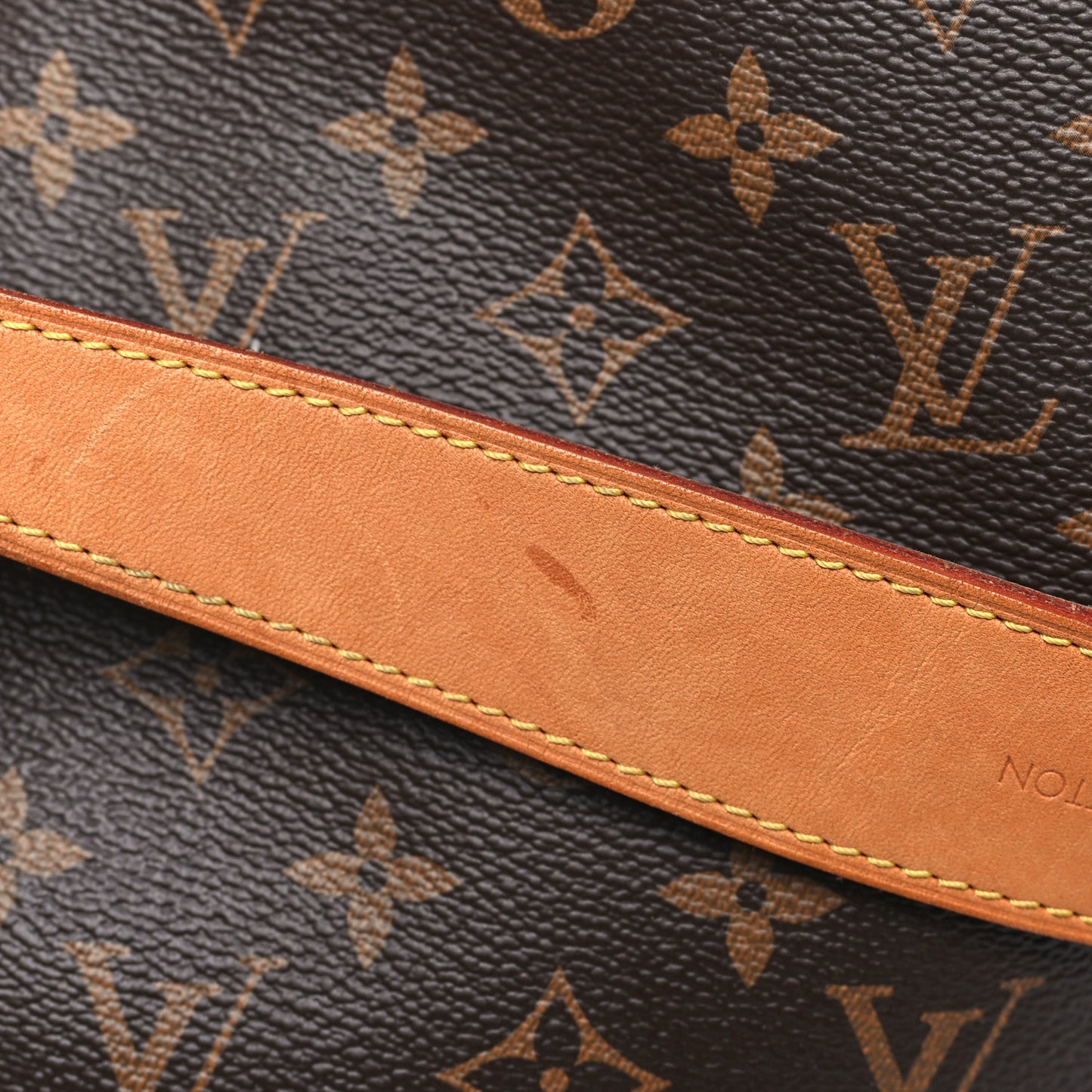 LOUIS VUITTON Monogram Graceful PM