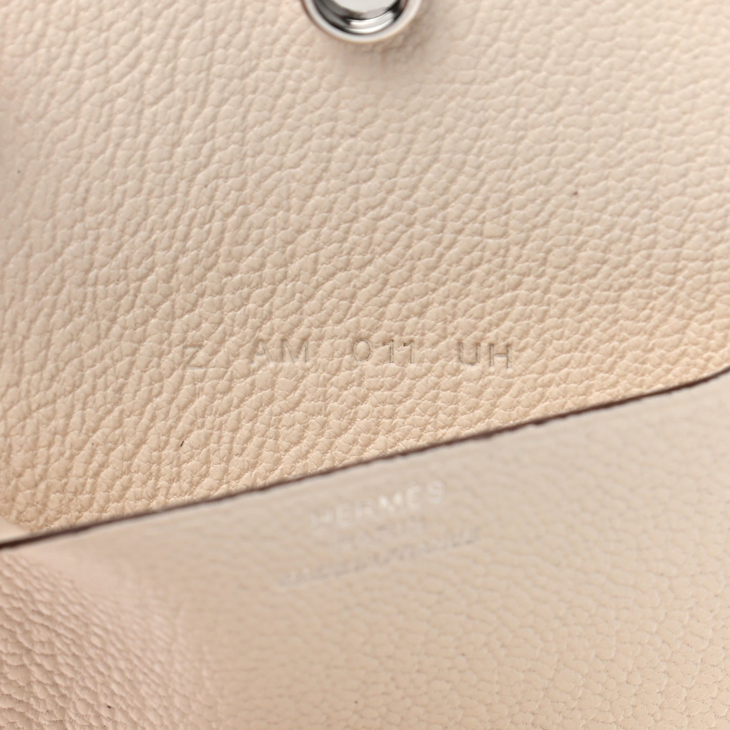 Chevre Mysore In-The-Loop Wink Card Holder Nata Jaune Bourgeon Cuivre
