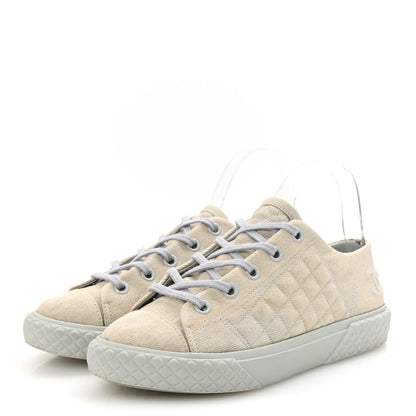 Chanel Denim Quilted Sneakers 39.5 Light Blue 4 of 10