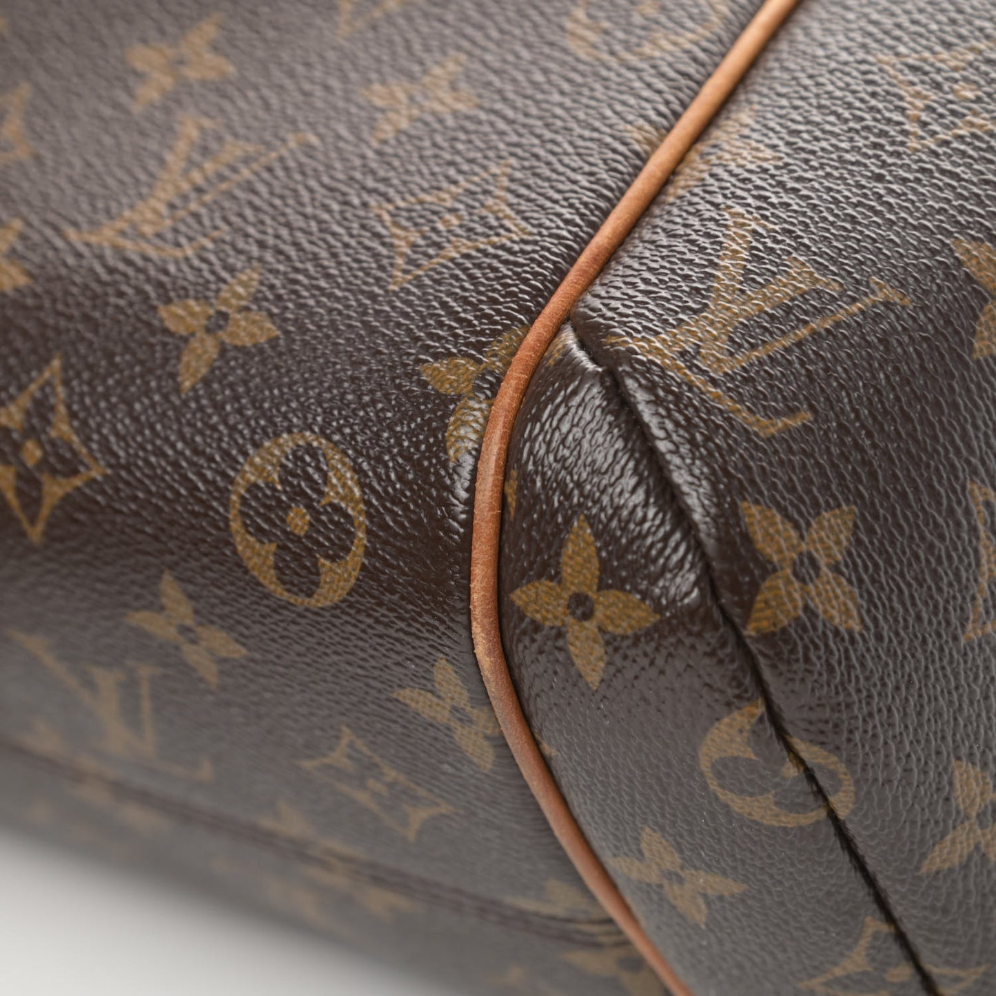 Monogram Totally PM