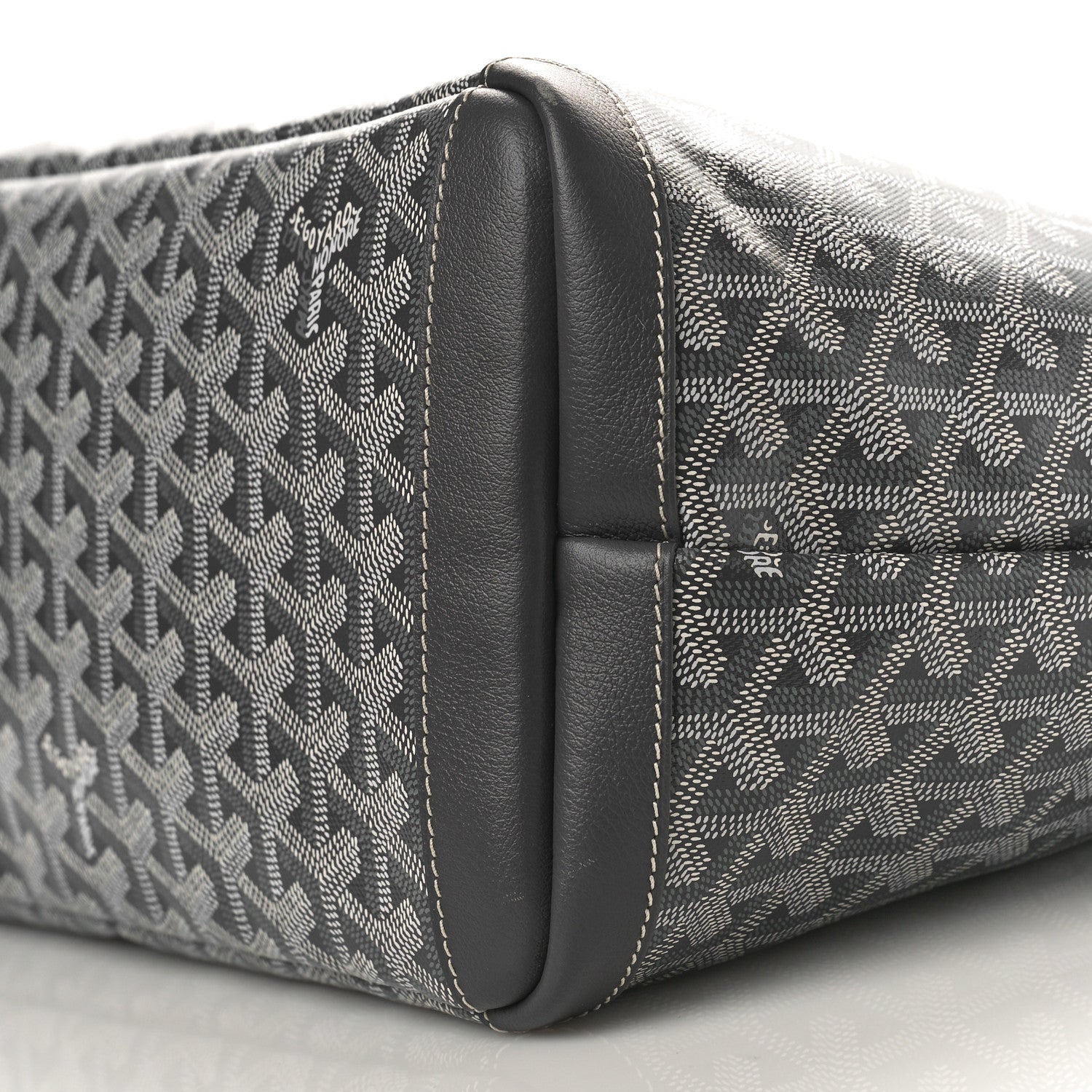 Goyard Goyardine Artois MM Grey 8 of 8