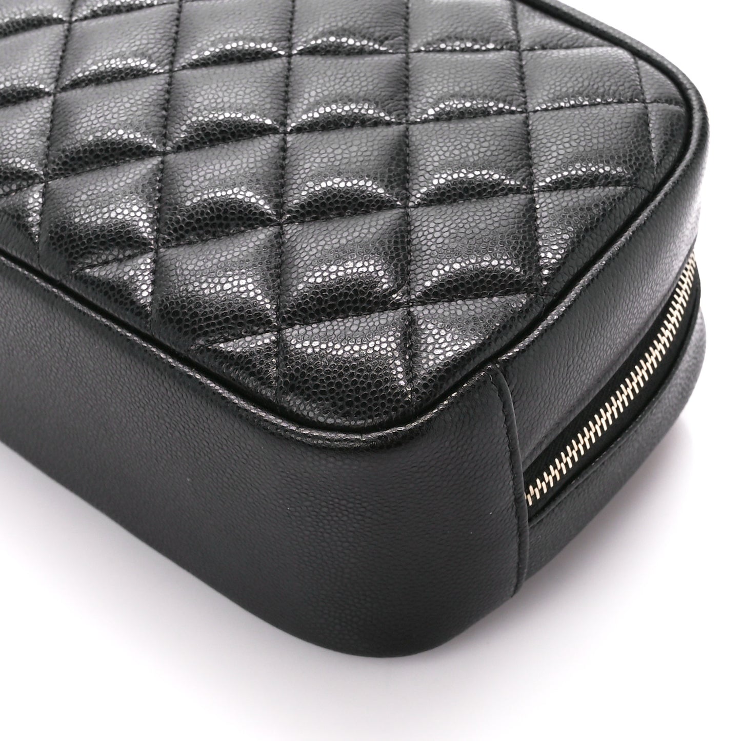 Caviar Quilted Medium Curvy Pouch Cosmetic Case Black