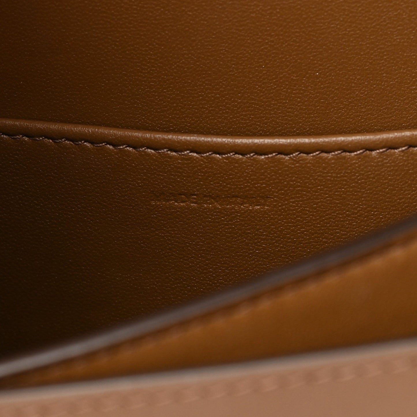 Box Calfskin Teen Classic Box Flap Bag Camel