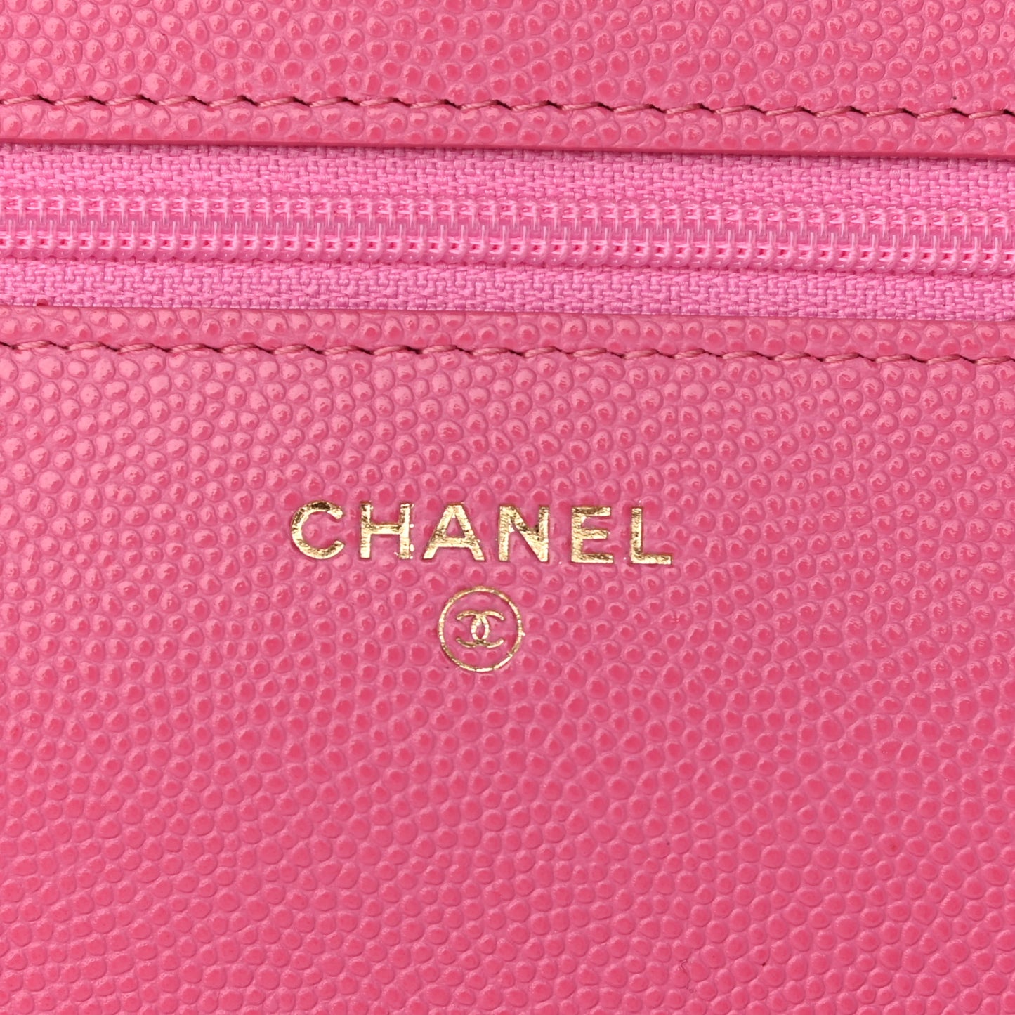 Caviar Quilted Wallet On Chain WOC Pink