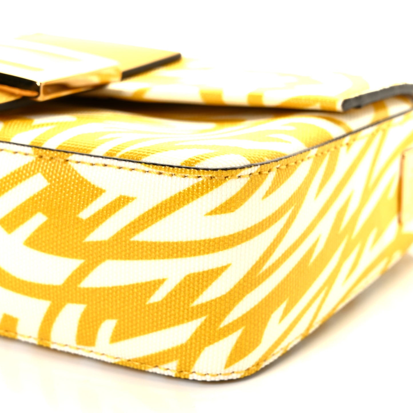 X SARAH COLEMAN Glazed Canvas Vitello King FF Vertigo Mini Baguette 1997 Mimosa White