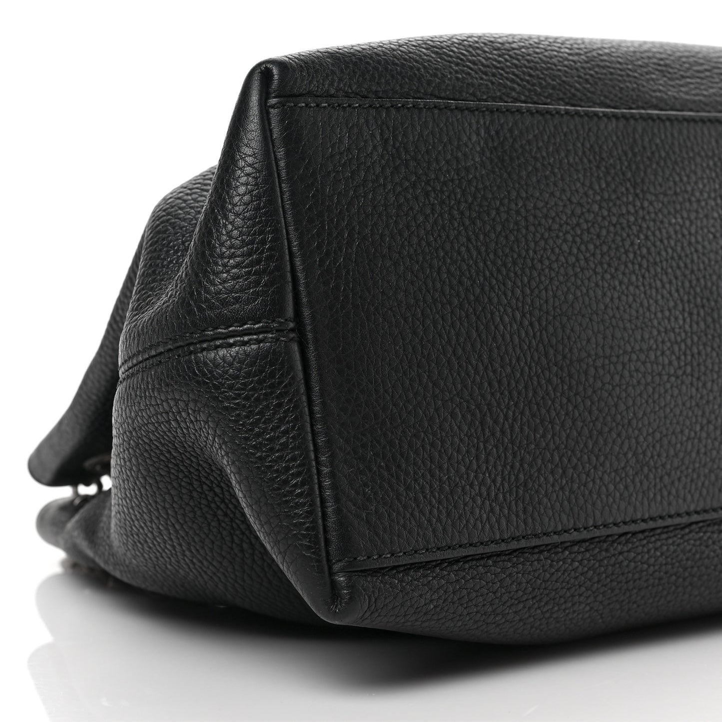 Pebbled Calfskin Studded Medium Soho Chain Shoulder Bag Black