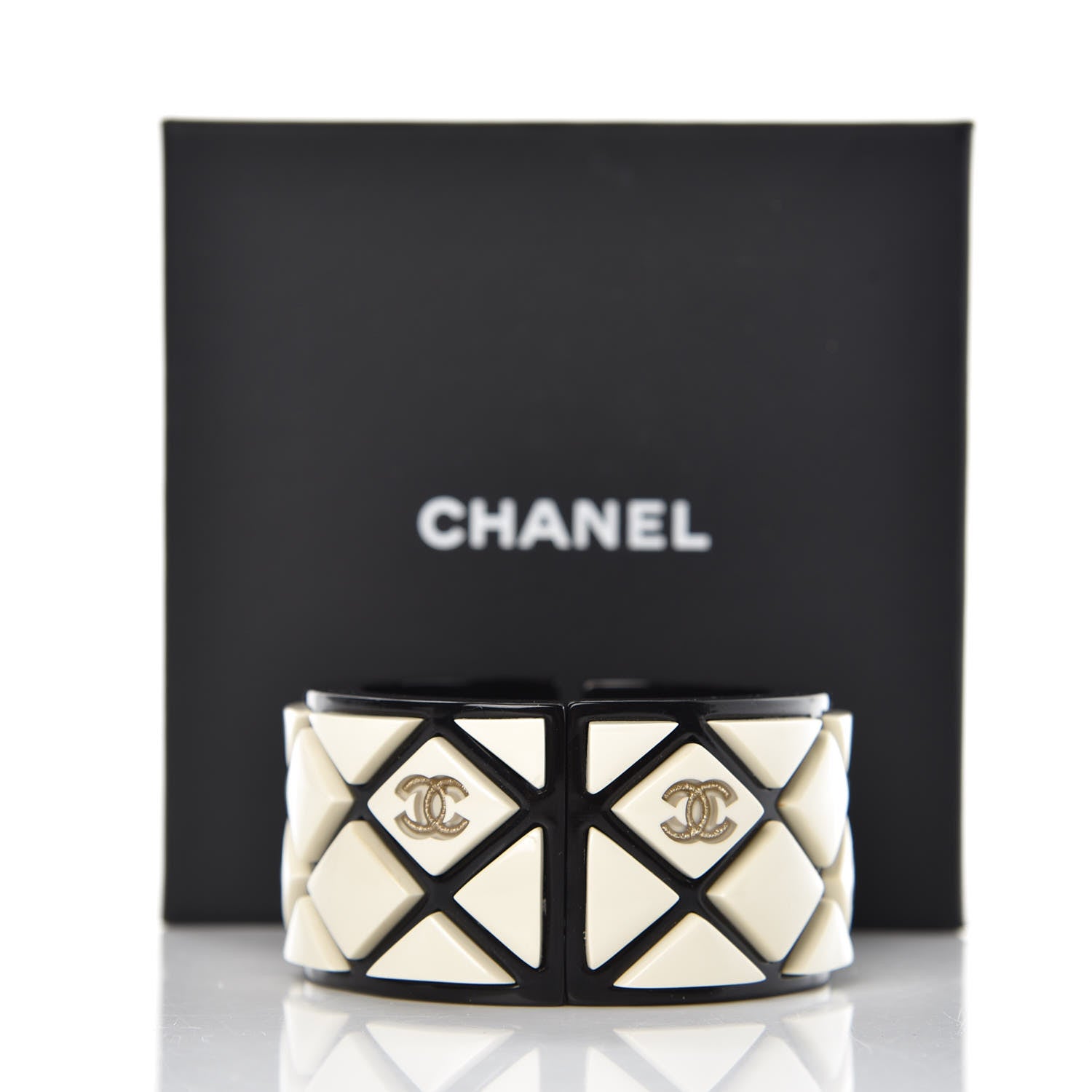 Chanel Resin CC Cuff Golden Black White 5 of 5