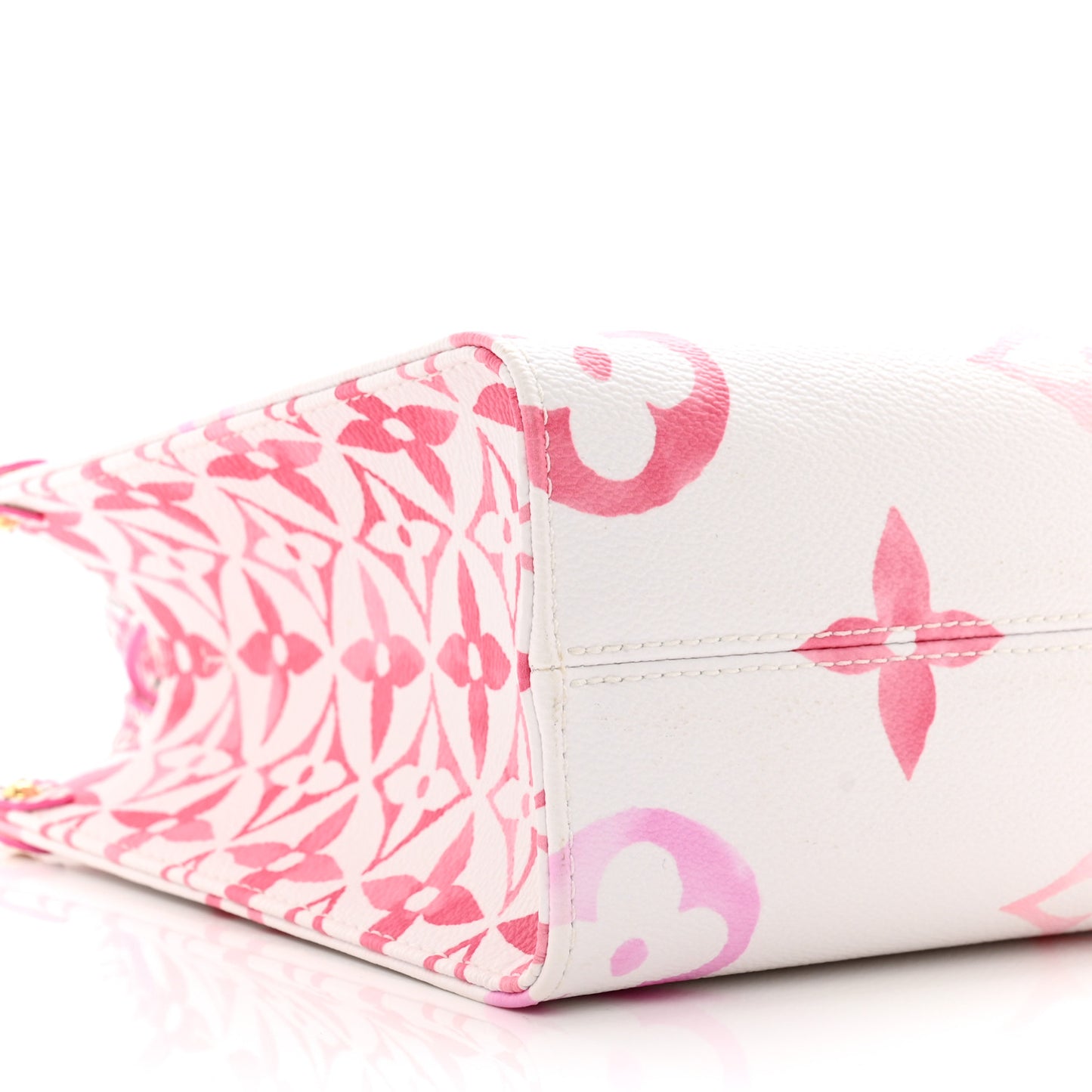 LOUIS VUITTON Monogram Giant By The Pool 2.0 Onthego PM Pink