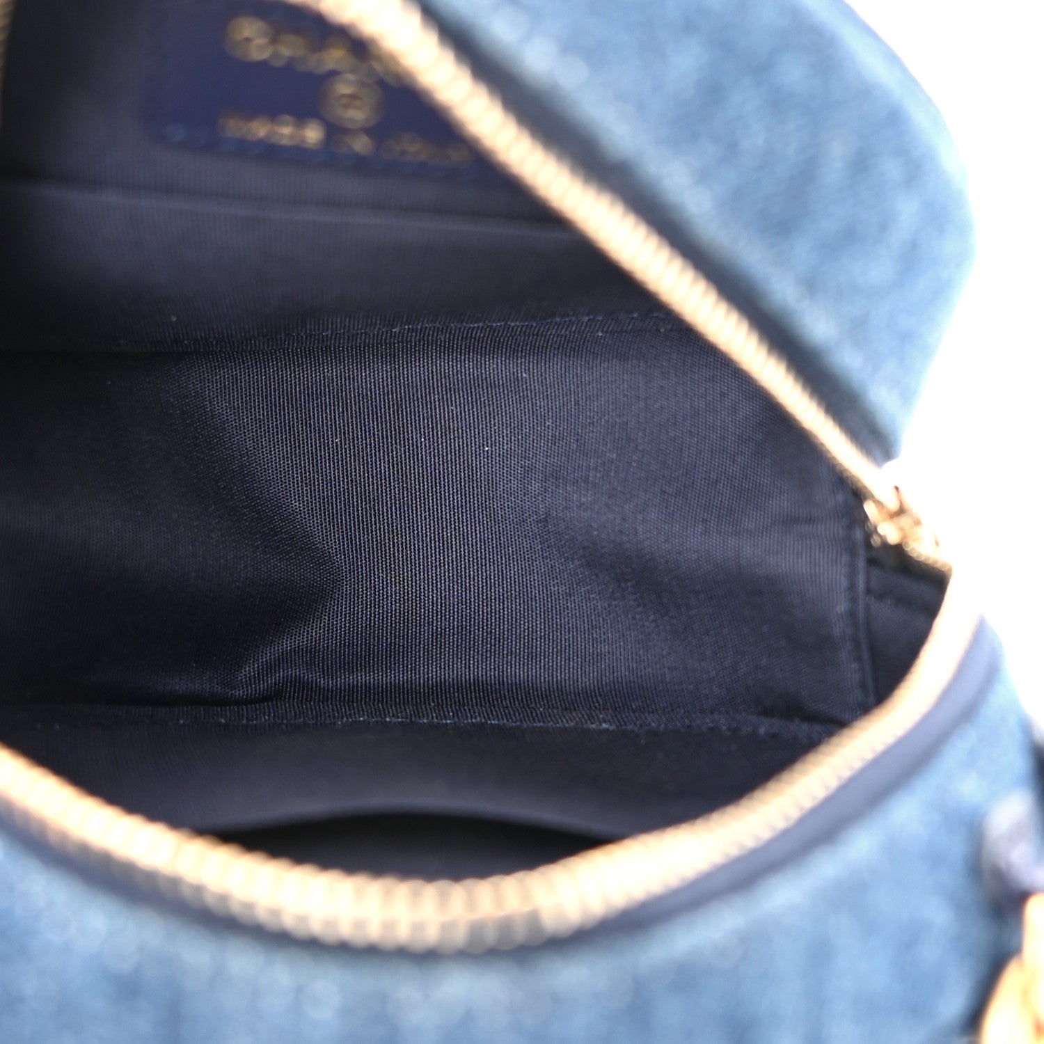 Chanel Denim Quilted Chanel 19 Round Clutch With Chain Blue 5 of 11