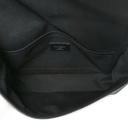 Louis Vuitton Damier Graphite 3D Studio Messenger 5 of 9