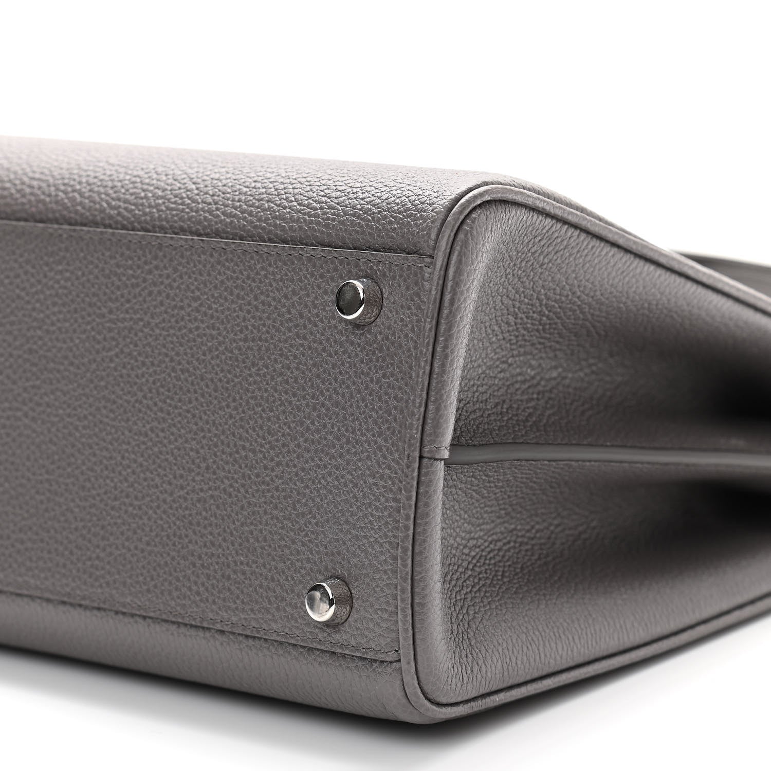 Gucci Grainy Calfskin Medium Zumi Top Handle Bag Dusty Grey 10 of 13