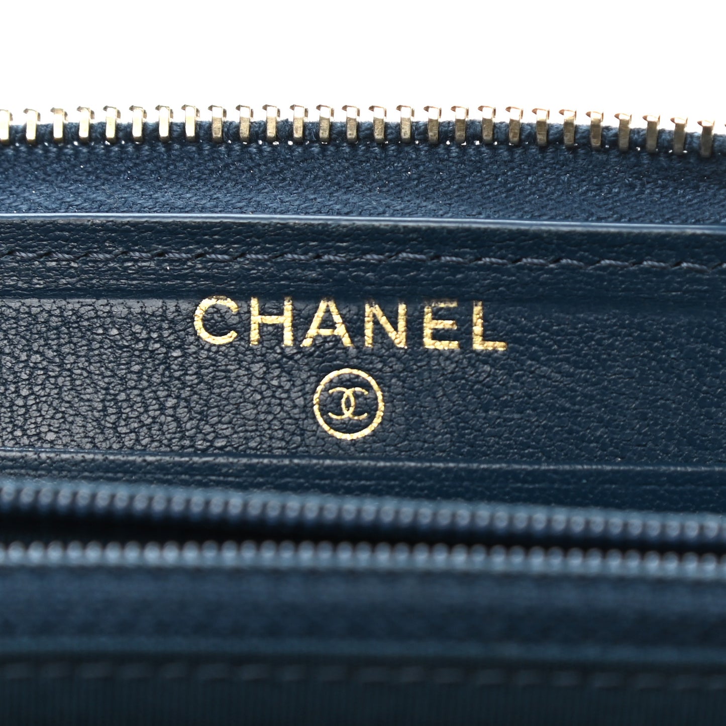 Lambskin Quilted 19 Small Zip Around Wallet Blue