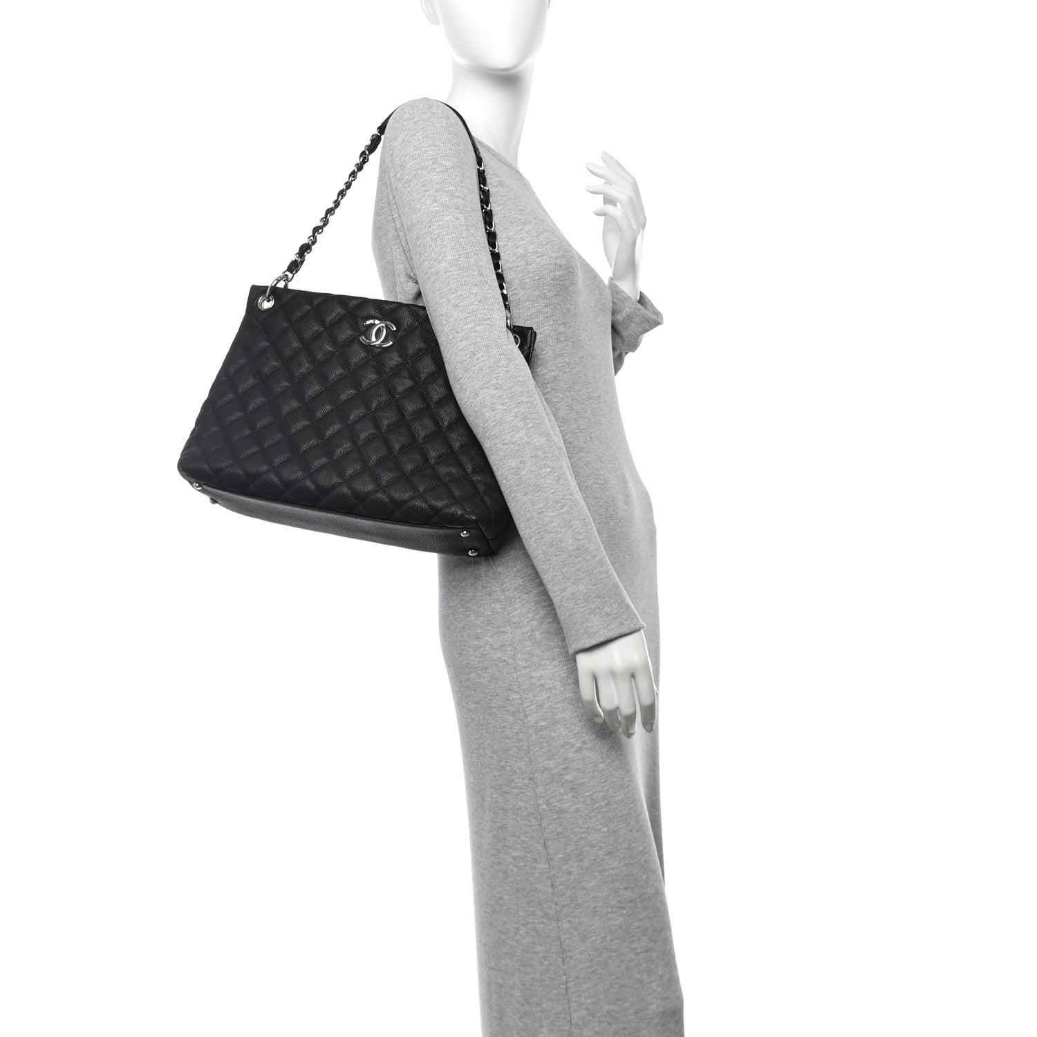 Chanel Caviar Quilted Easy Zip Tote Black 2 of 11