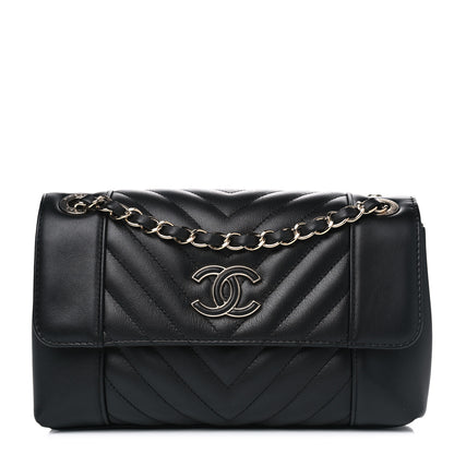 Chanel Calfskin Quilted Medium Daily Chevron Flap Black 1 of 5