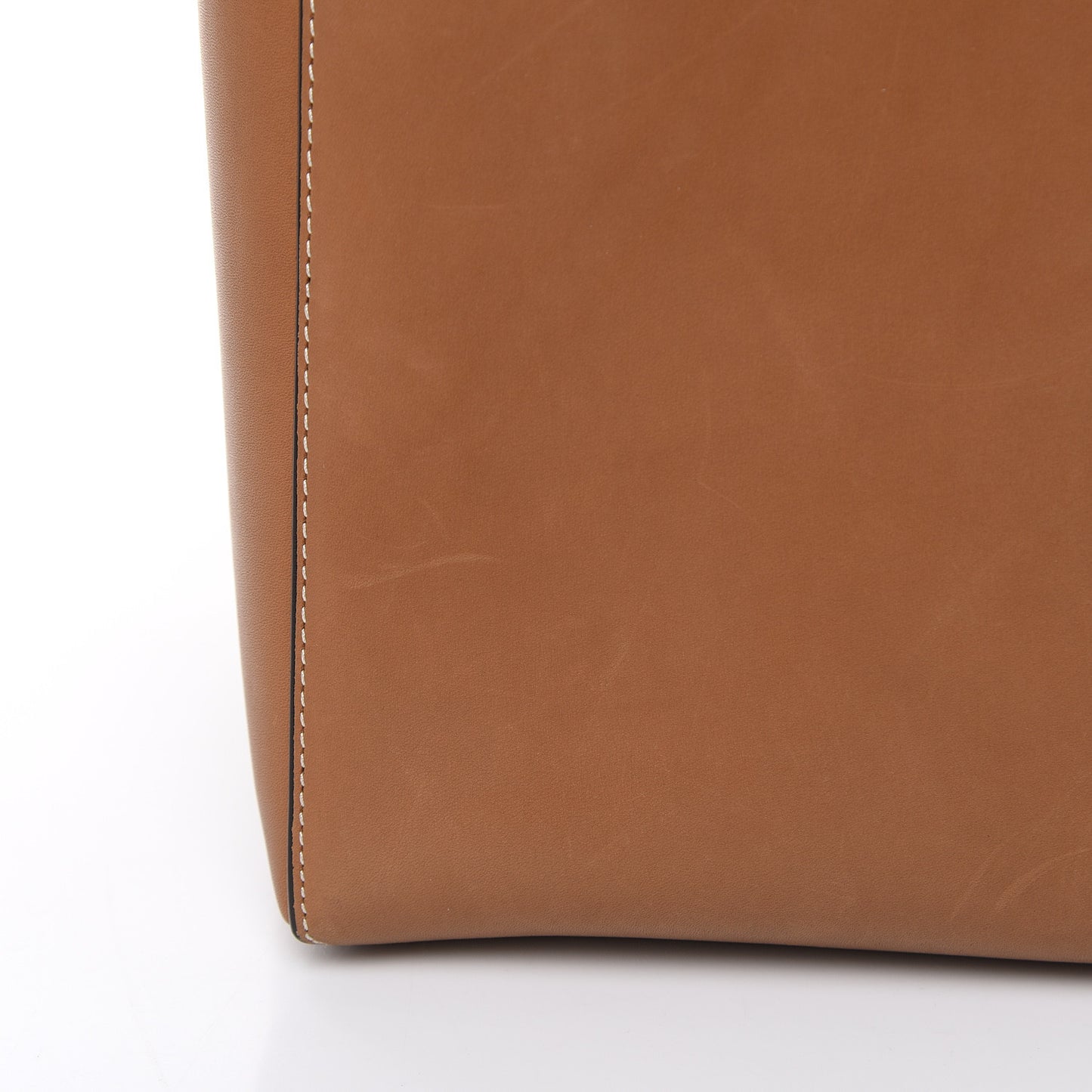 Natural Calfskin Sangle Bucket Bag Light Camel