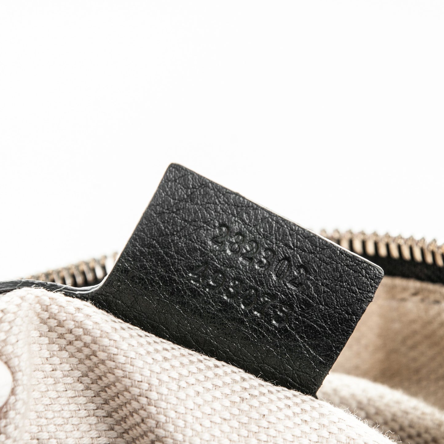 Pebbled Calfskin Medium Soho Boston Black
