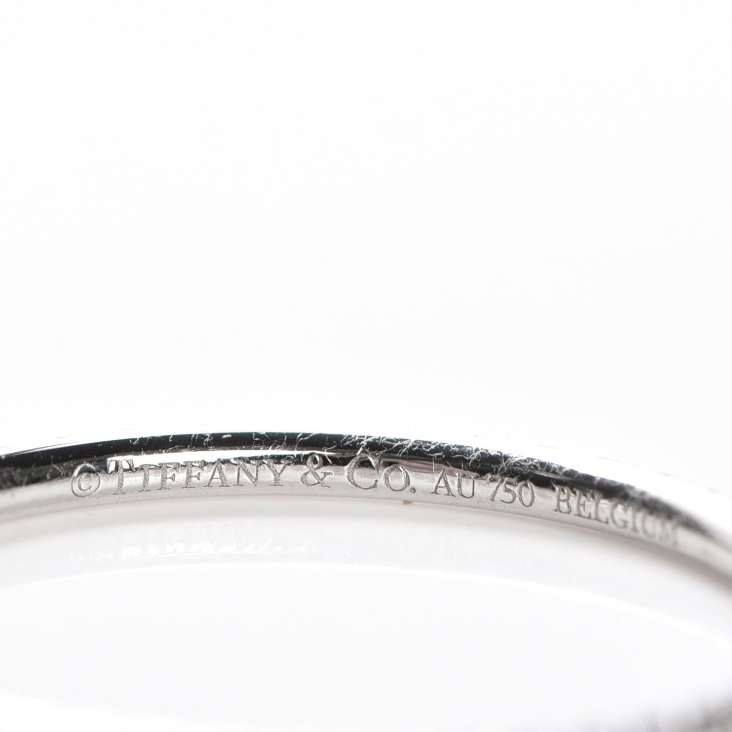 18K White Gold Diamond Metro Ring 8.5