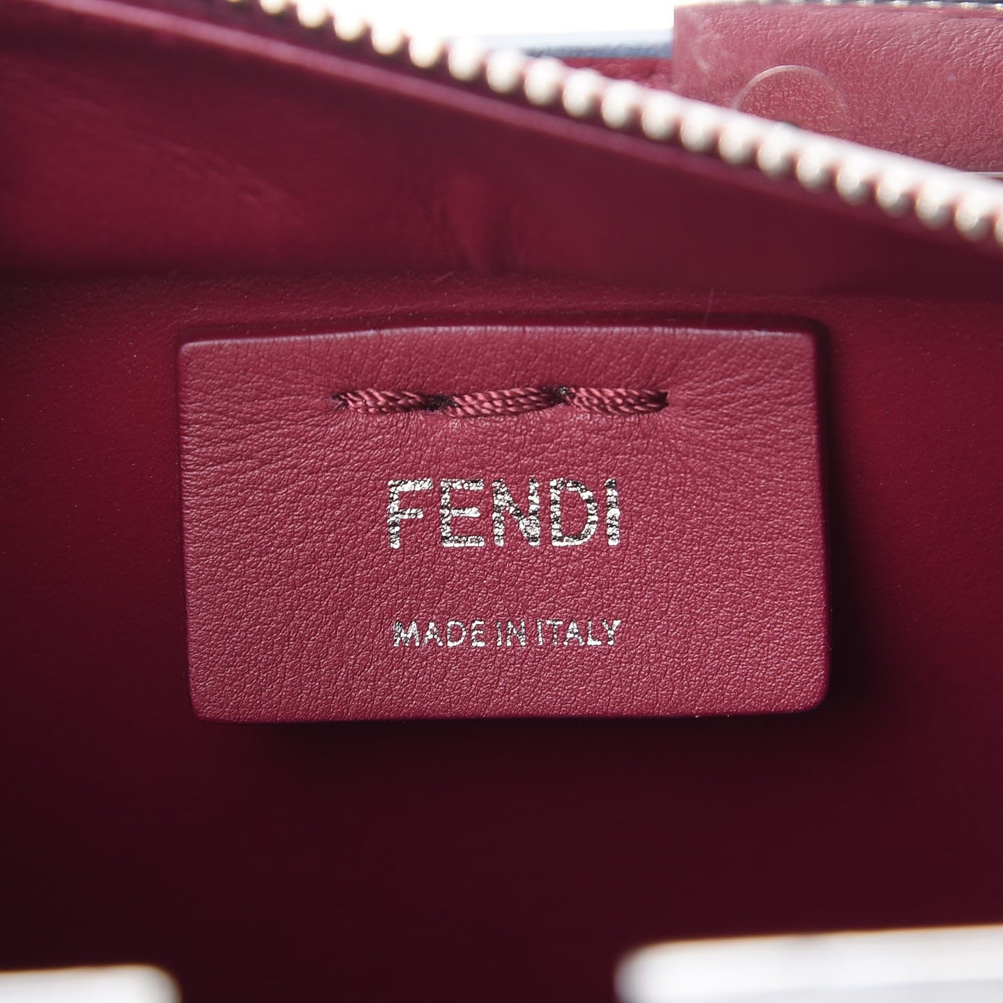 Vitello Dolce Mini 3jours Tote Black Cherry