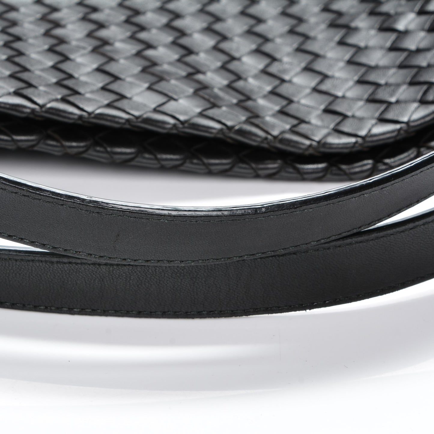 Nappa Intrecciato Medium Garda Bag Black