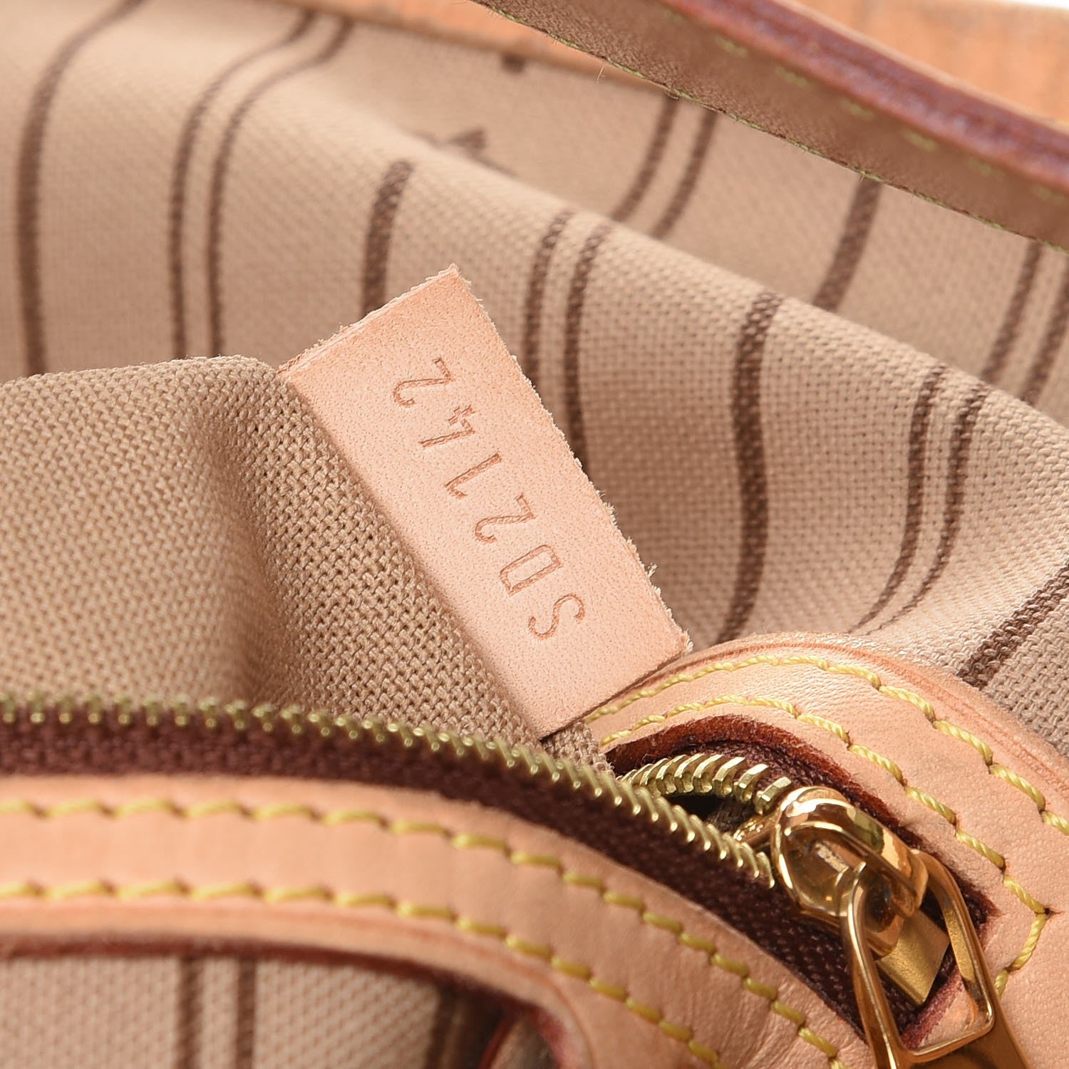 Louis Vuitton Monogram Delightful GM 8 of 14