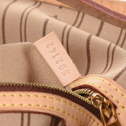 Louis Vuitton Monogram Delightful GM 8 of 14