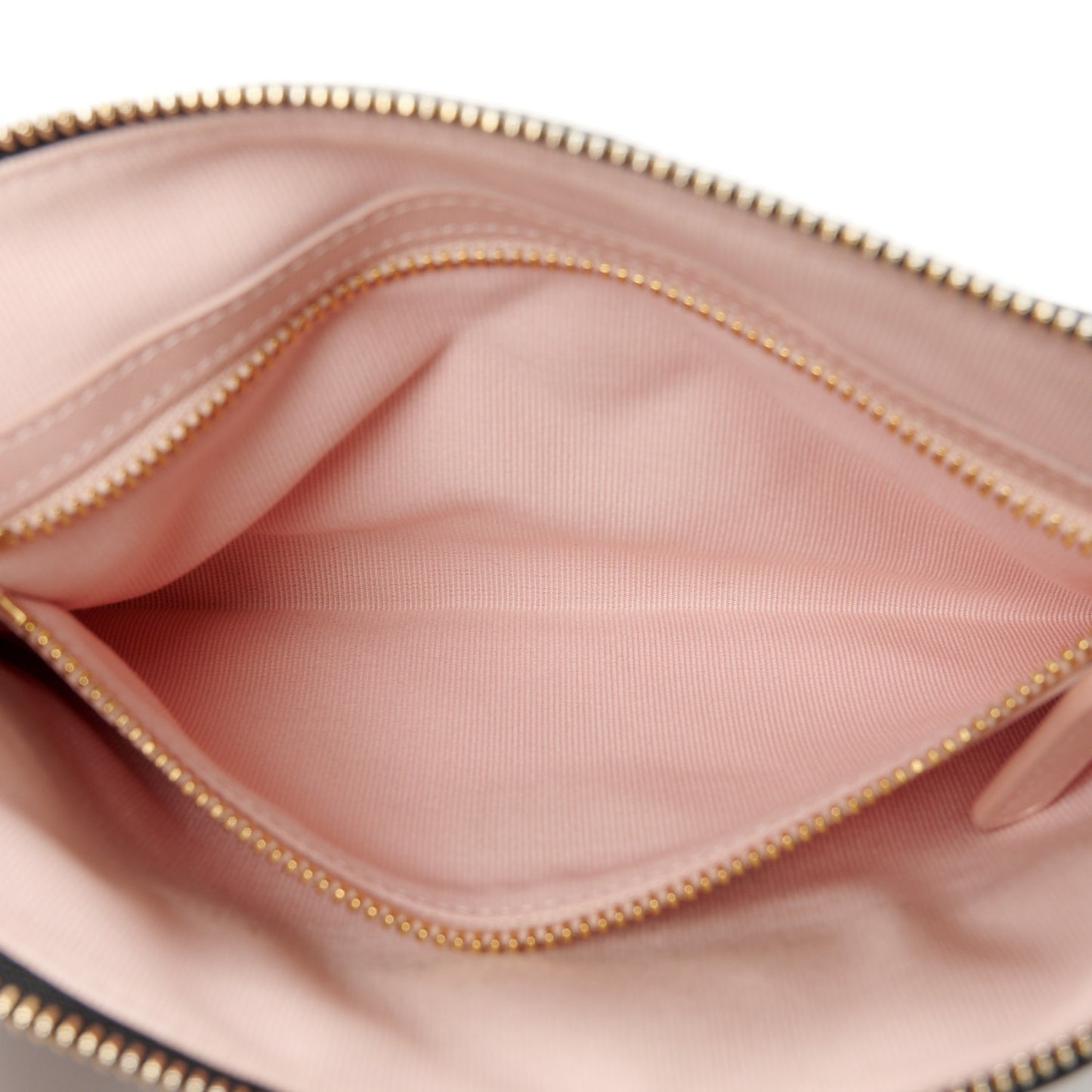 Lambskin Quilted Coco Mark Clutch Black Light Pink