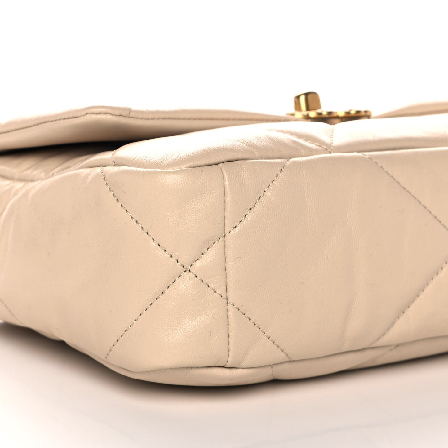 Lambskin Quilted Medium Chanel 19 Flap Beige
